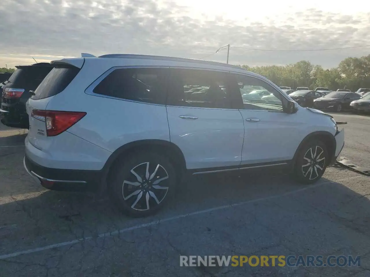 3 fotografías del automóvil dañado 5FNYF6H01LB047889 HONDA PILOT 2020