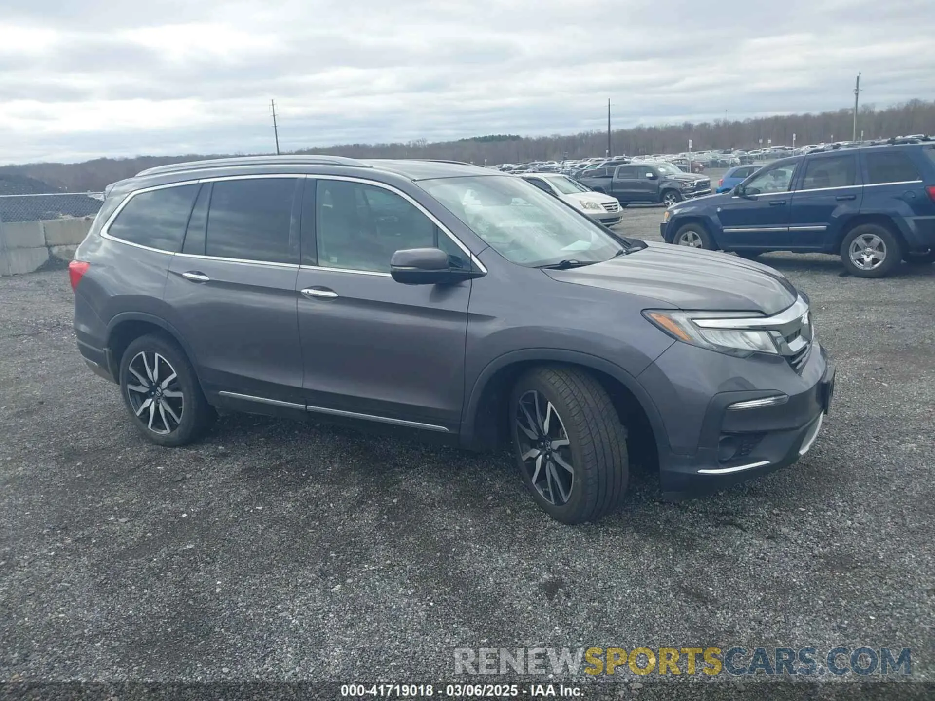 13 fotografías del automóvil dañado 5FNYF6H05LB025247 HONDA PILOT 2020