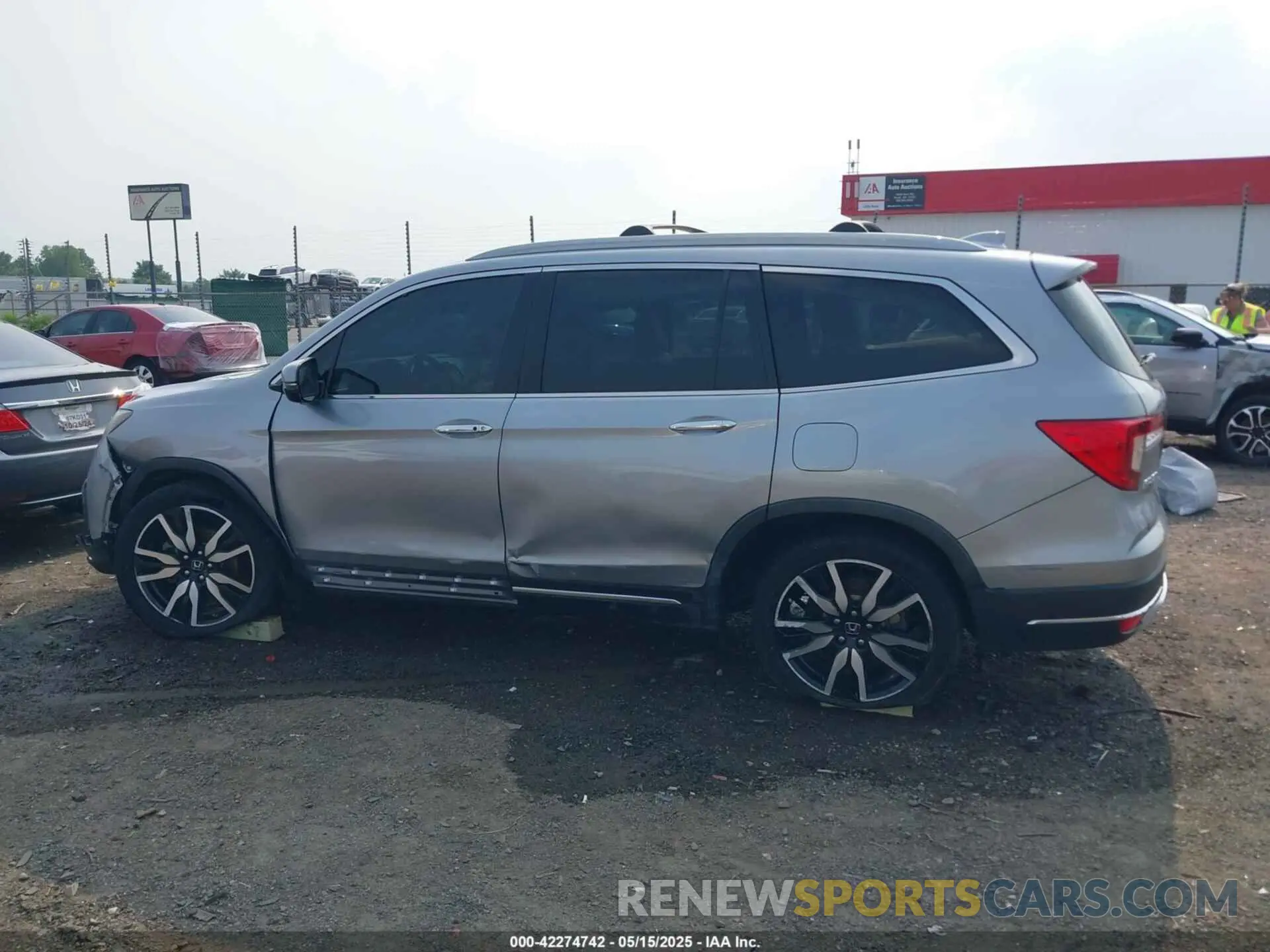 14 fotografías del automóvil dañado 5FNYF6H0XLB020657 HONDA PILOT 2020