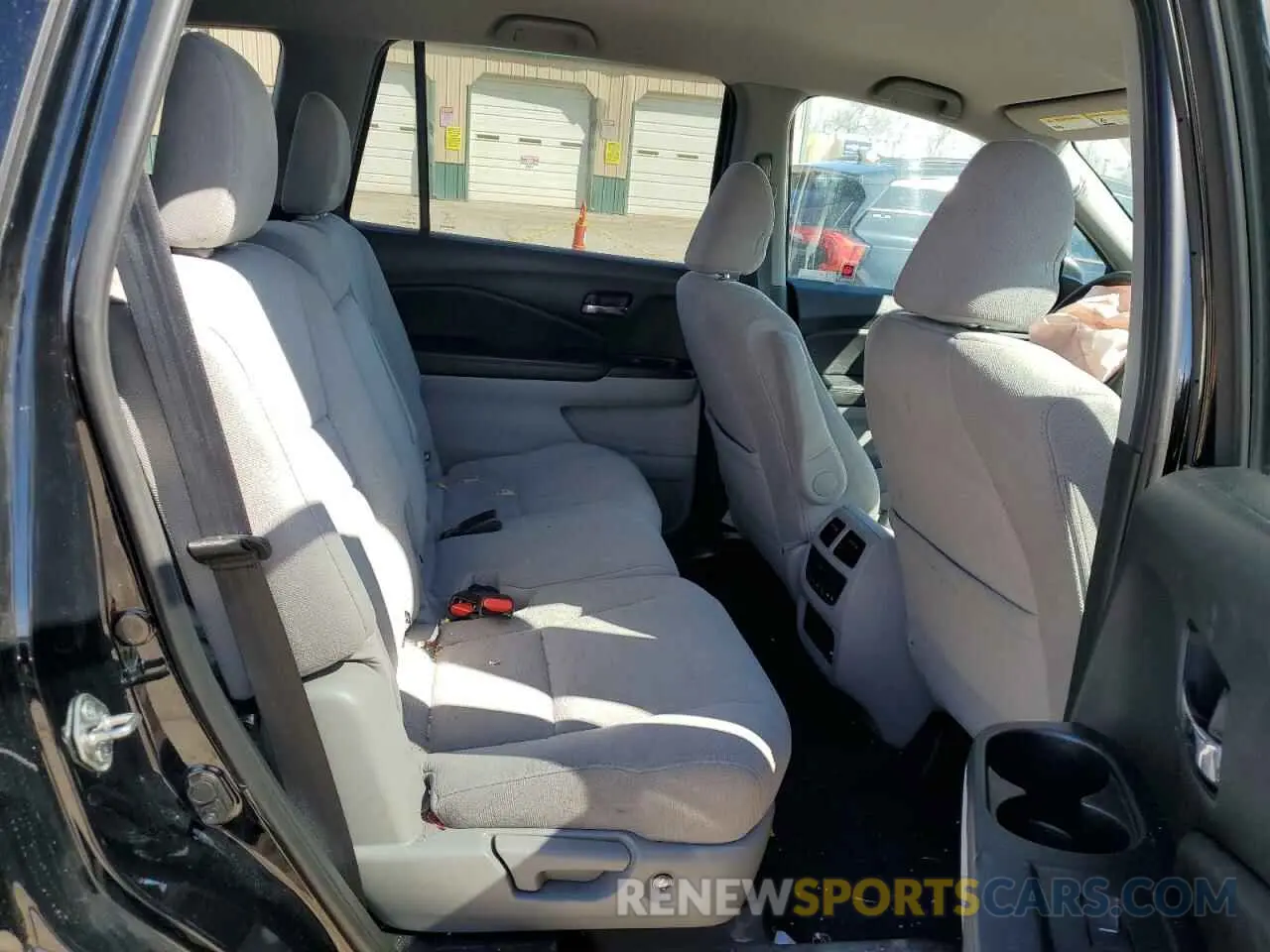 11 fotografías del automóvil dañado 5FNYF6H34LB040400 HONDA PILOT 2020