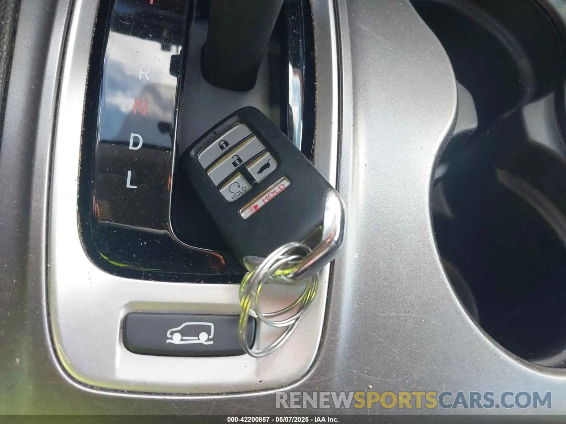 11 fotografías del automóvil dañado 5FNYF6H38LB025981 HONDA PILOT 2020