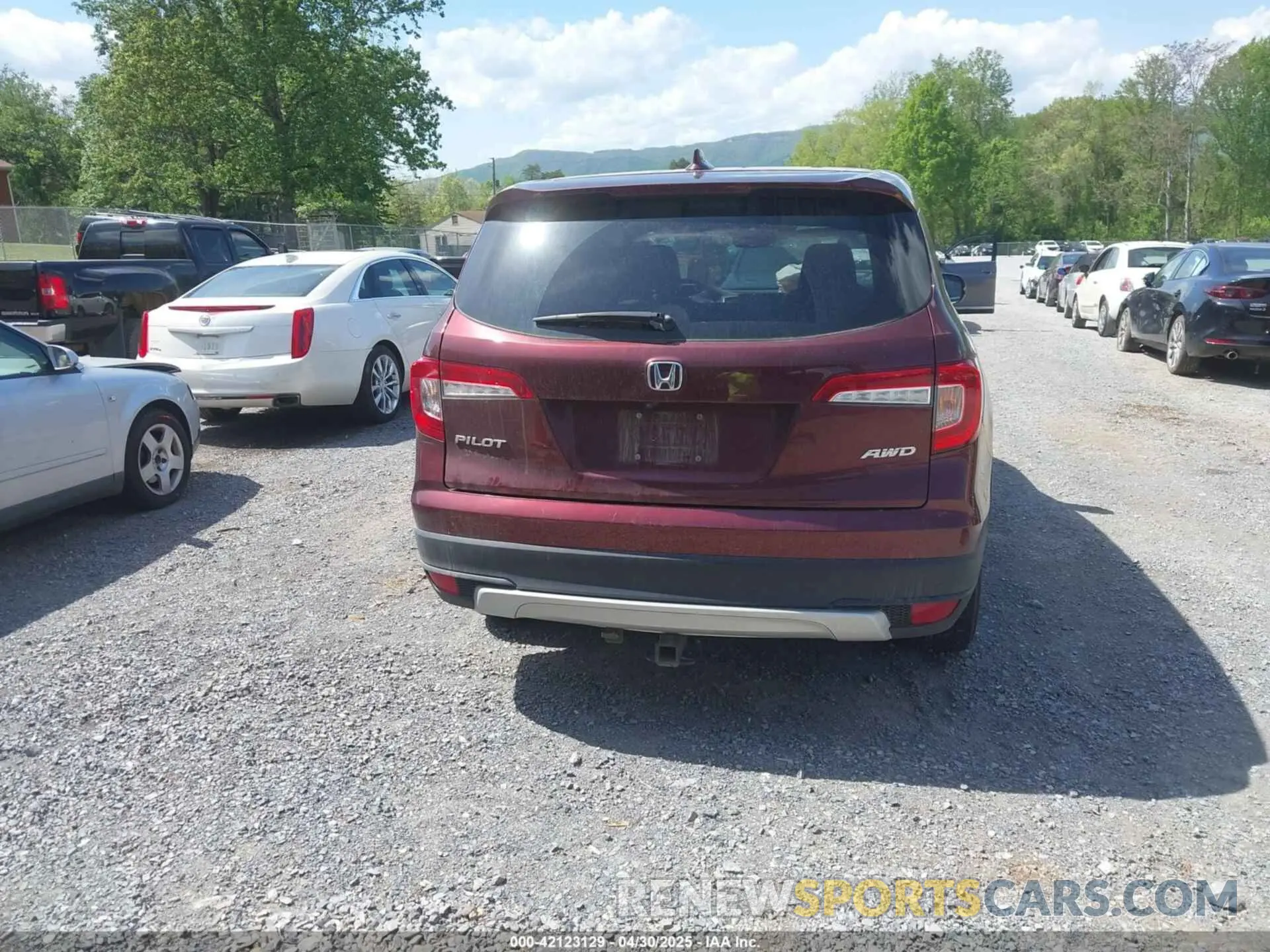 17 fotografías del automóvil dañado 5FNYF6H50LB028925 HONDA PILOT 2020