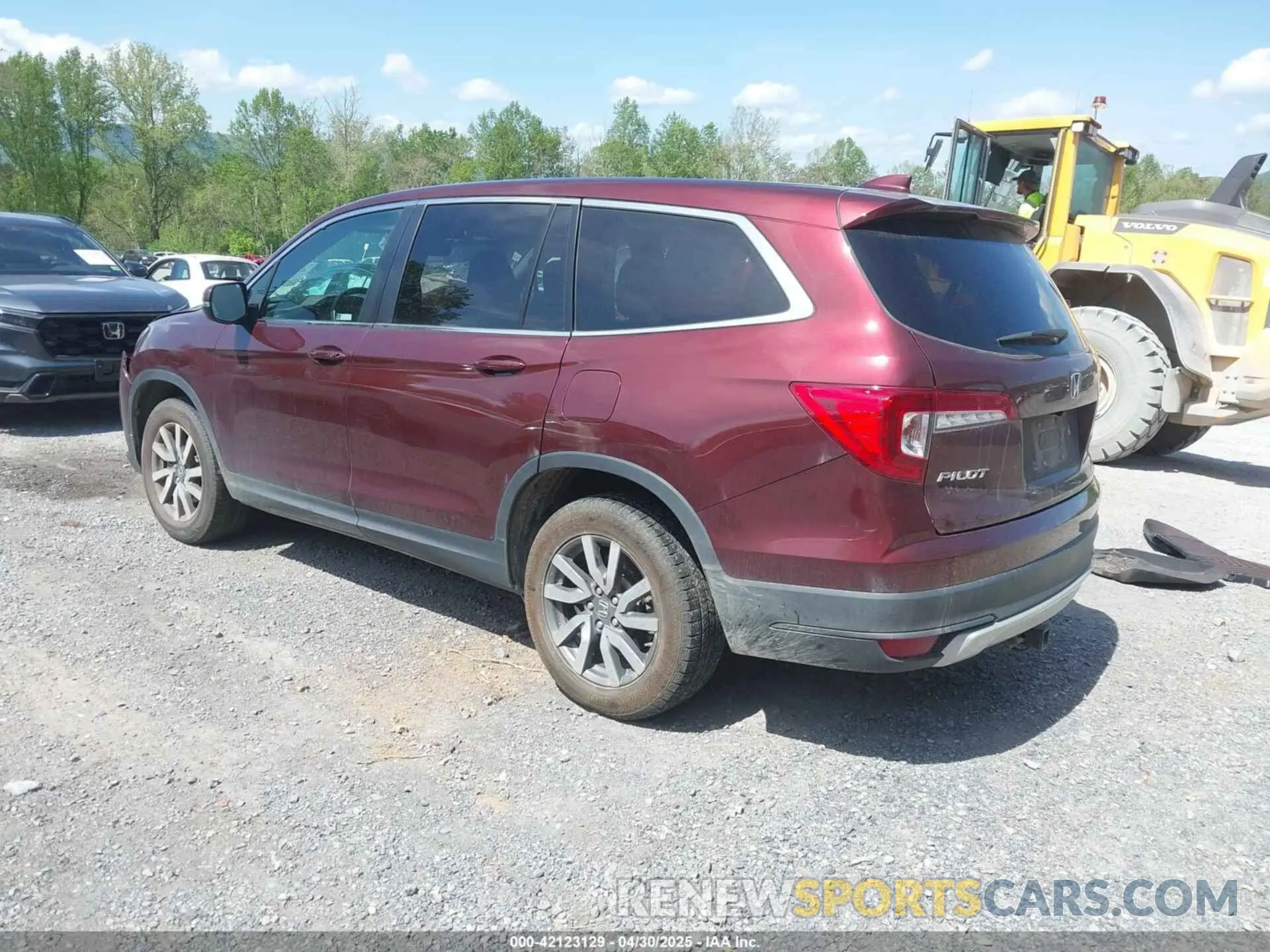 3 fotografías del automóvil dañado 5FNYF6H50LB028925 HONDA PILOT 2020
