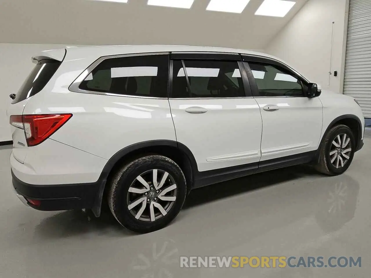 3 fotografías del automóvil dañado 5FNYF6H53LB002318 HONDA PILOT 2020