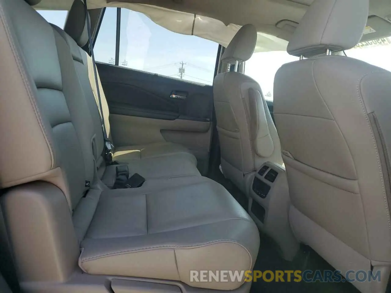 11 fotografías del automóvil dañado 5FNYF6H54LB057067 HONDA PILOT 2020