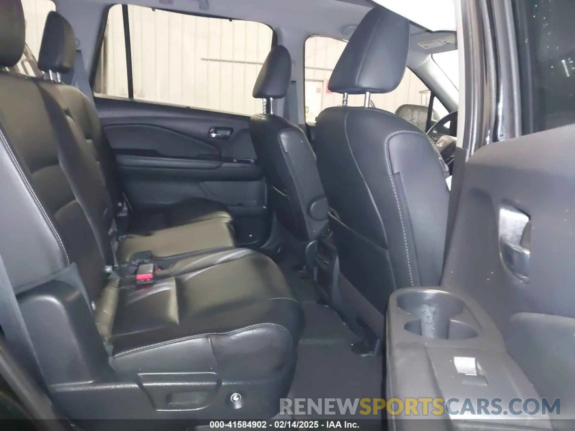 8 fotografías del automóvil dañado 5FNYF6H55LB003048 HONDA PILOT 2020