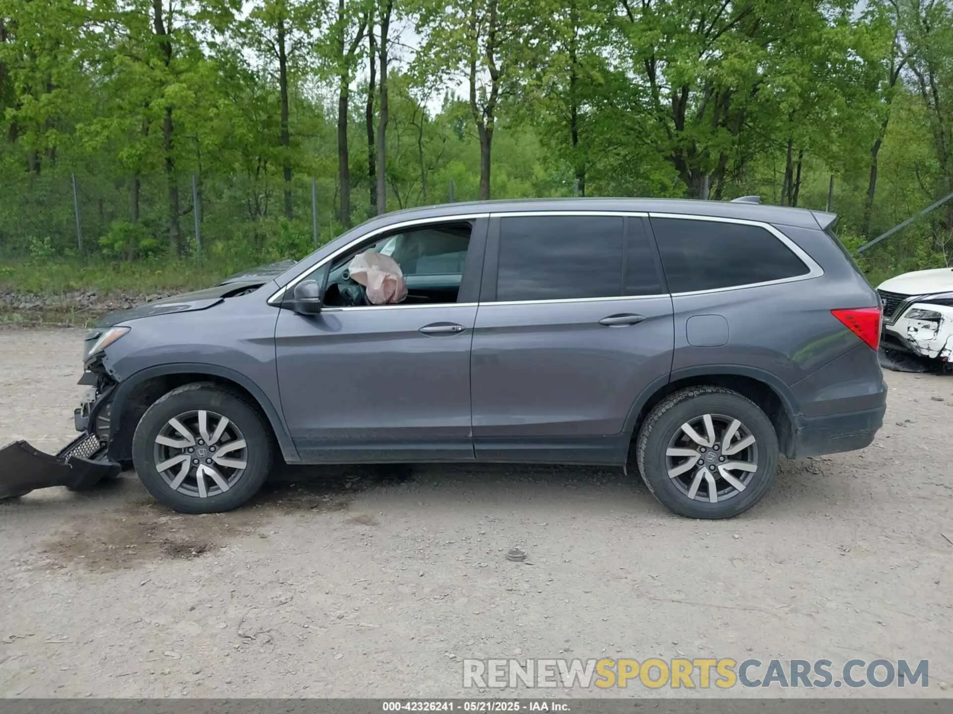 14 fotografías del automóvil dañado 5FNYF6H56LB044126 HONDA PILOT 2020