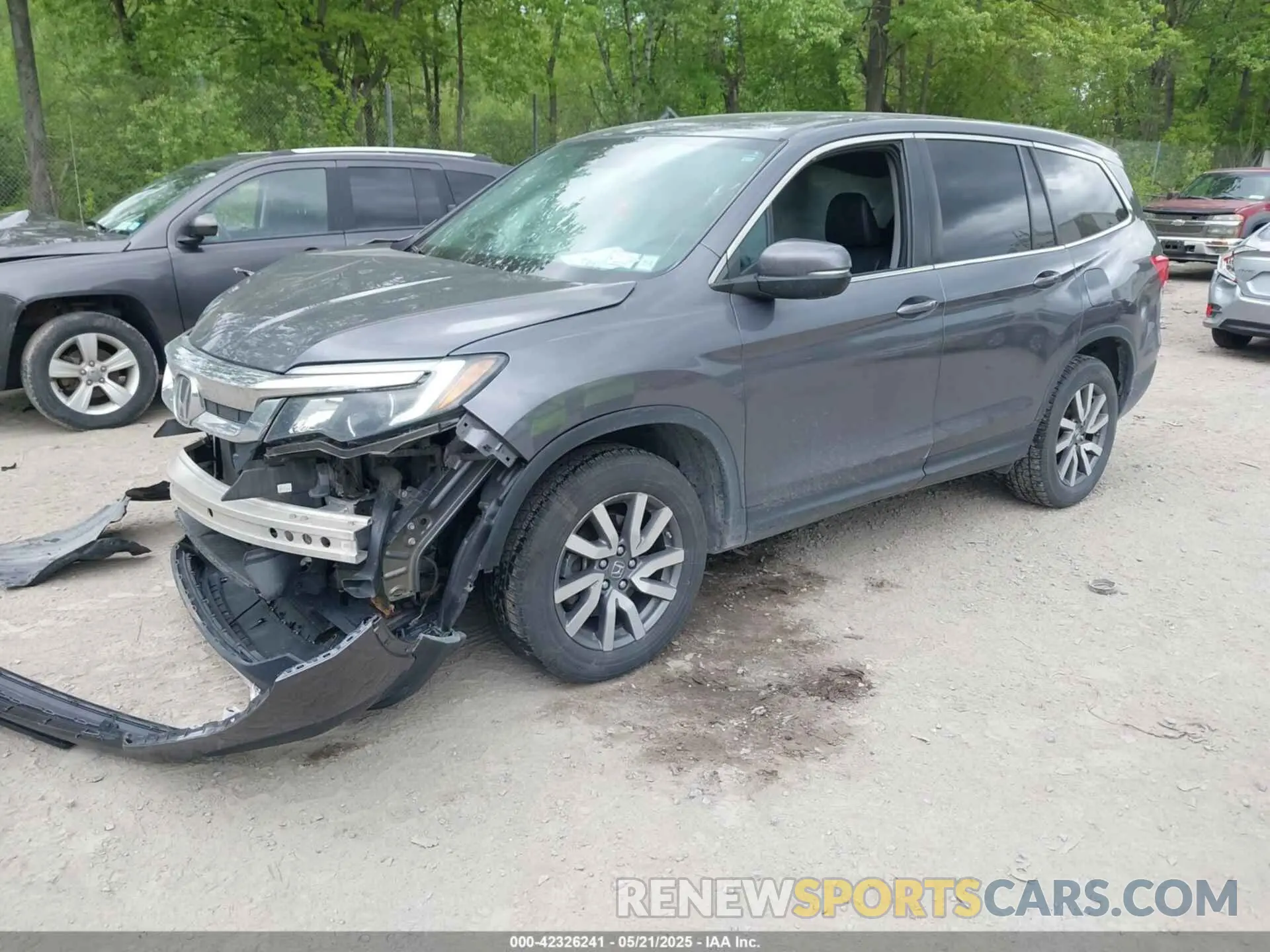 2 fotografías del automóvil dañado 5FNYF6H56LB044126 HONDA PILOT 2020