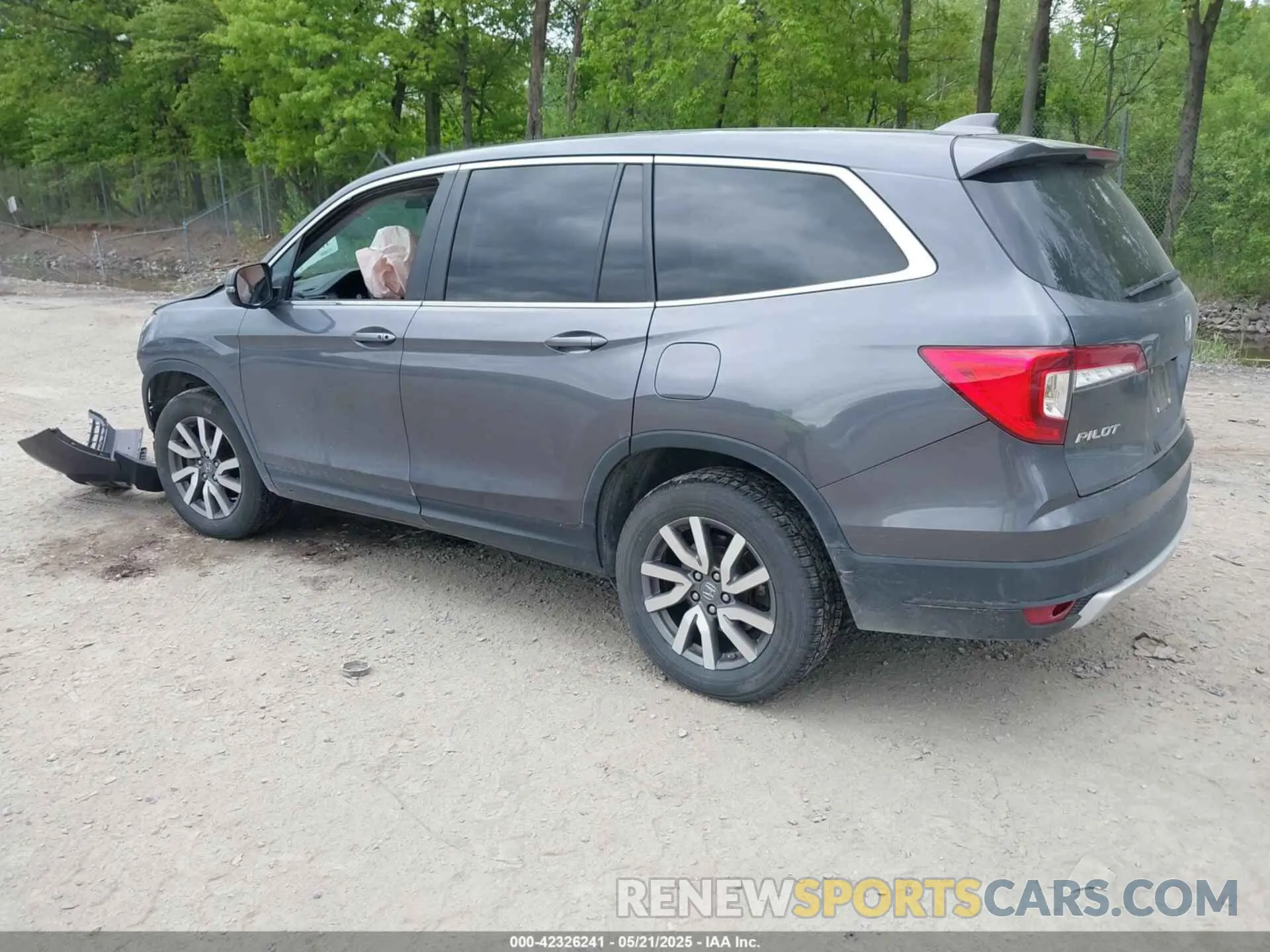 3 fotografías del automóvil dañado 5FNYF6H56LB044126 HONDA PILOT 2020