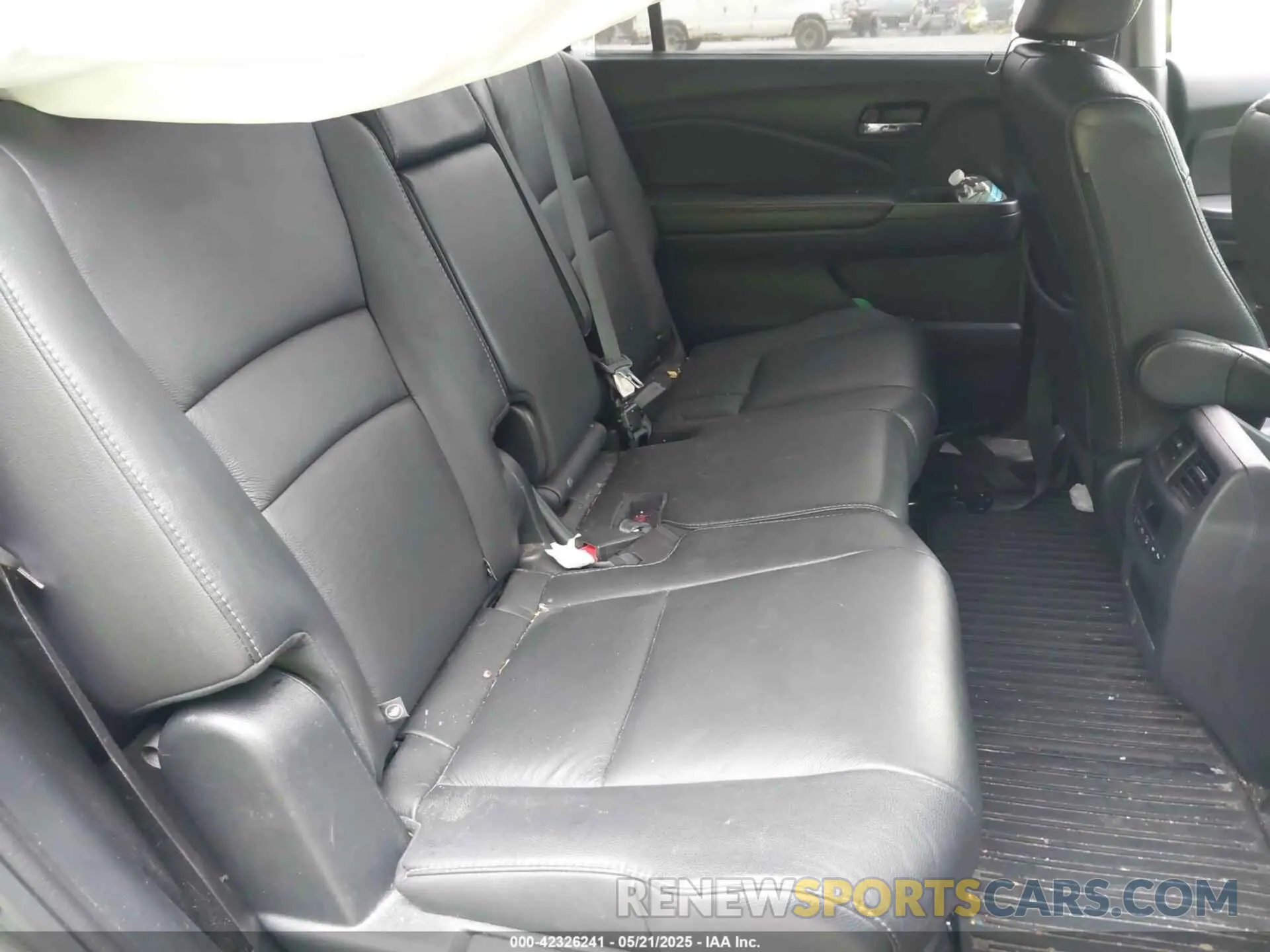 8 fotografías del automóvil dañado 5FNYF6H56LB044126 HONDA PILOT 2020