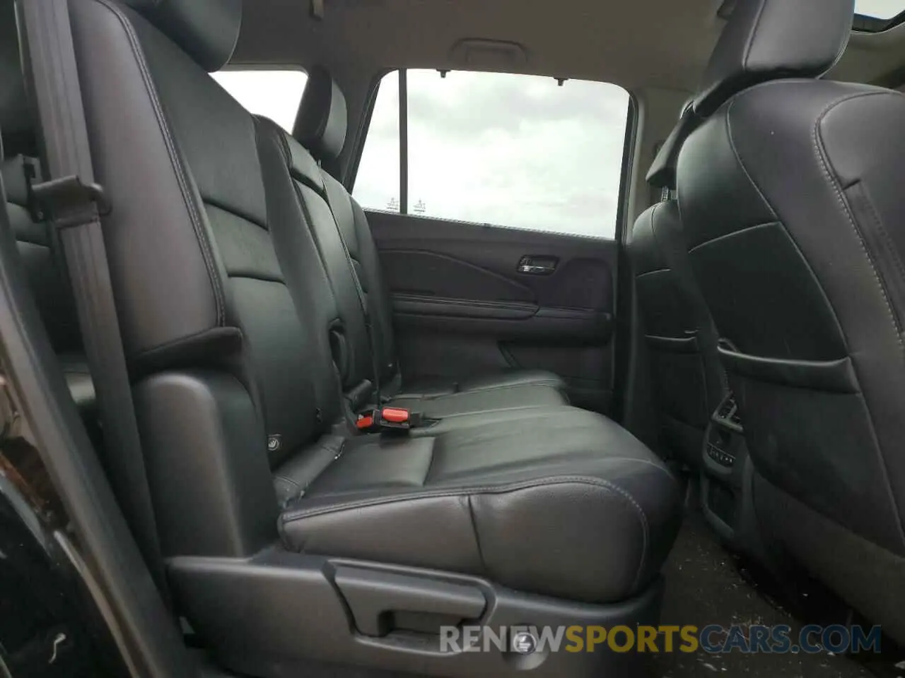 11 fotografías del automóvil dañado 5FNYF6H57LB068676 HONDA PILOT 2020