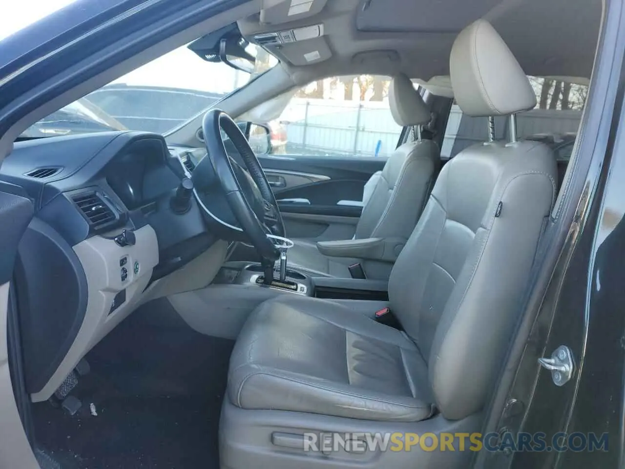 7 fotografías del automóvil dañado 5FNYF6H59LB013033 HONDA PILOT 2020