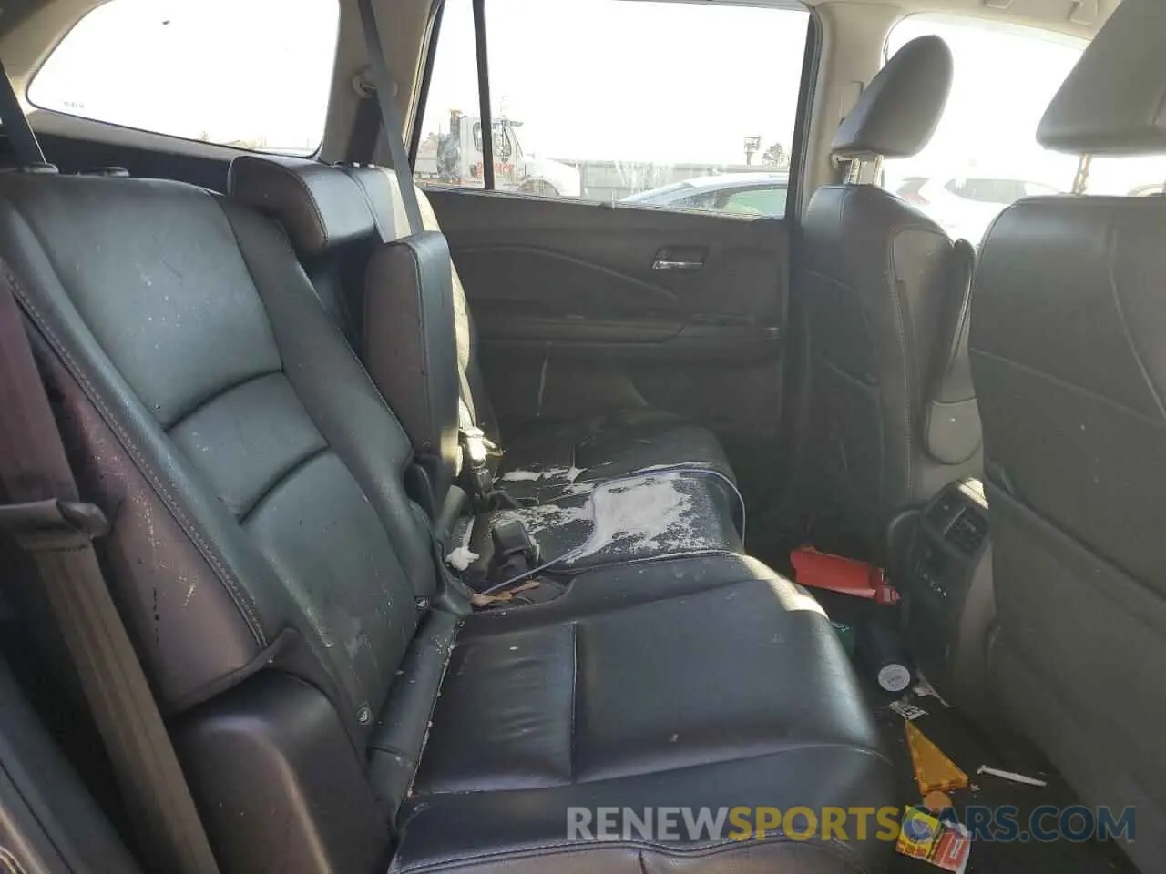 11 fotografías del automóvil dañado 5FNYF6H59LB035050 HONDA PILOT 2020