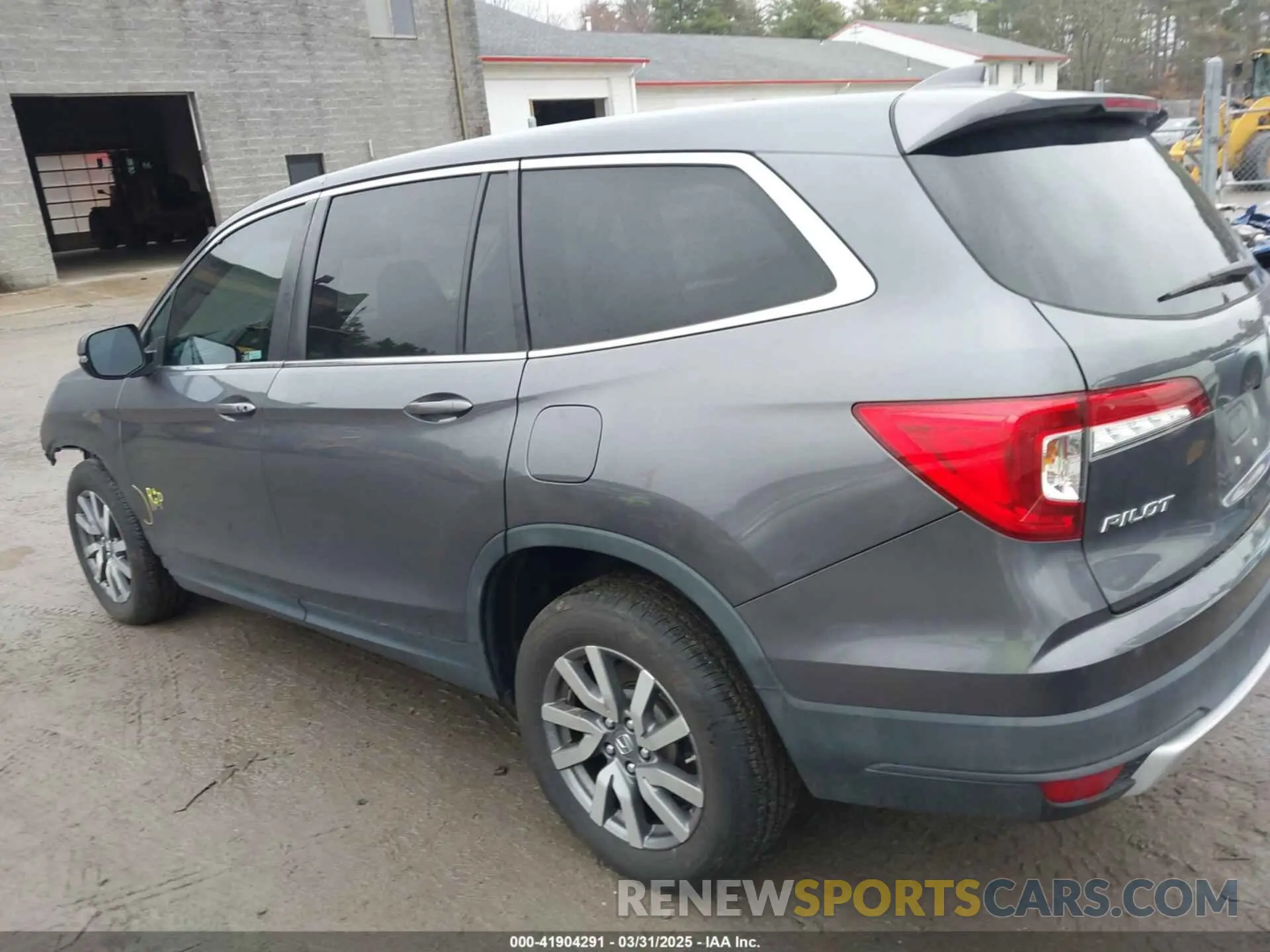 3 fotografías del automóvil dañado 5FNYF6H59LB047246 HONDA PILOT 2020