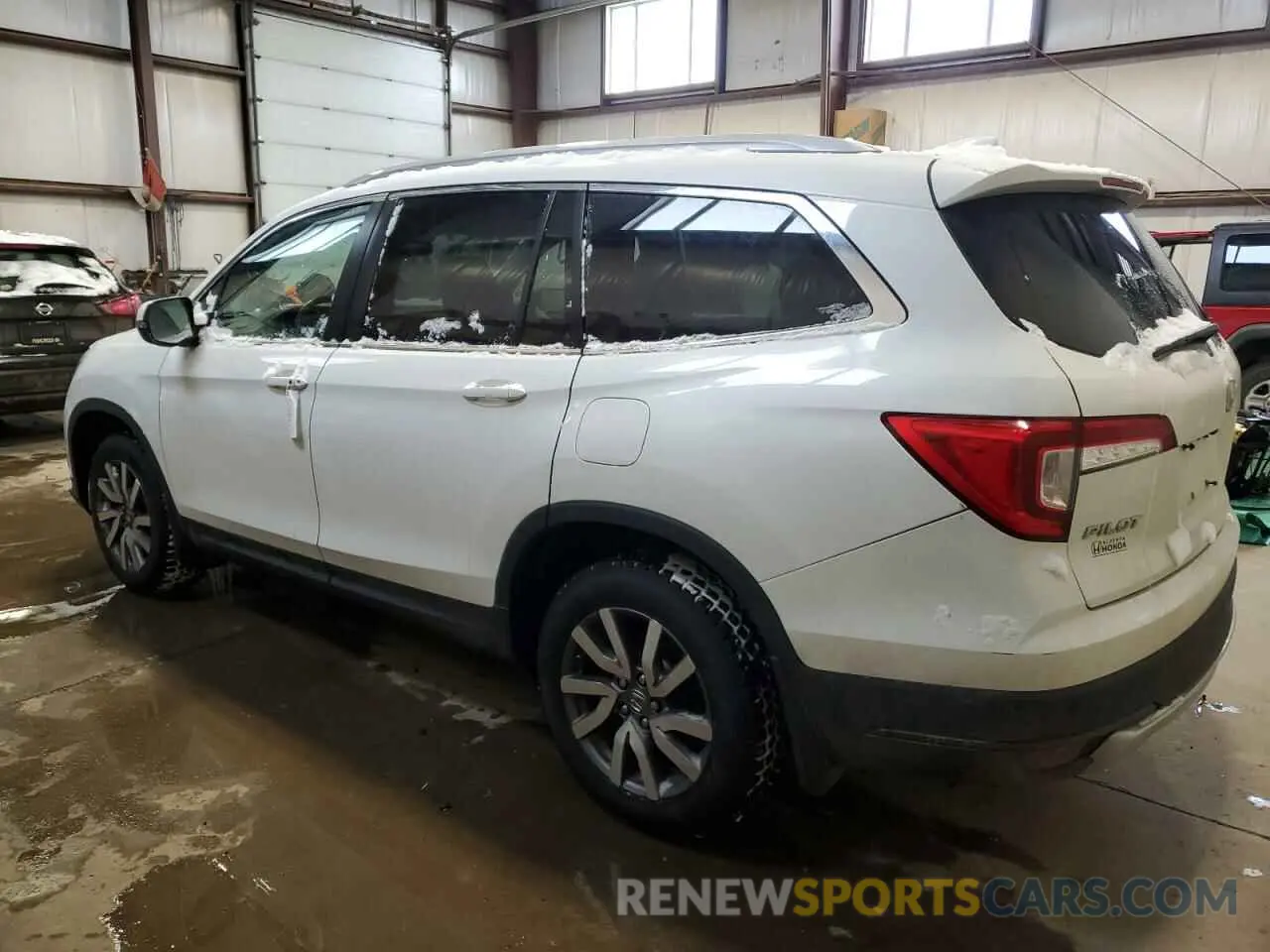 2 fotografías del automóvil dañado 5FNYF6H70LB503443 HONDA PILOT 2020
