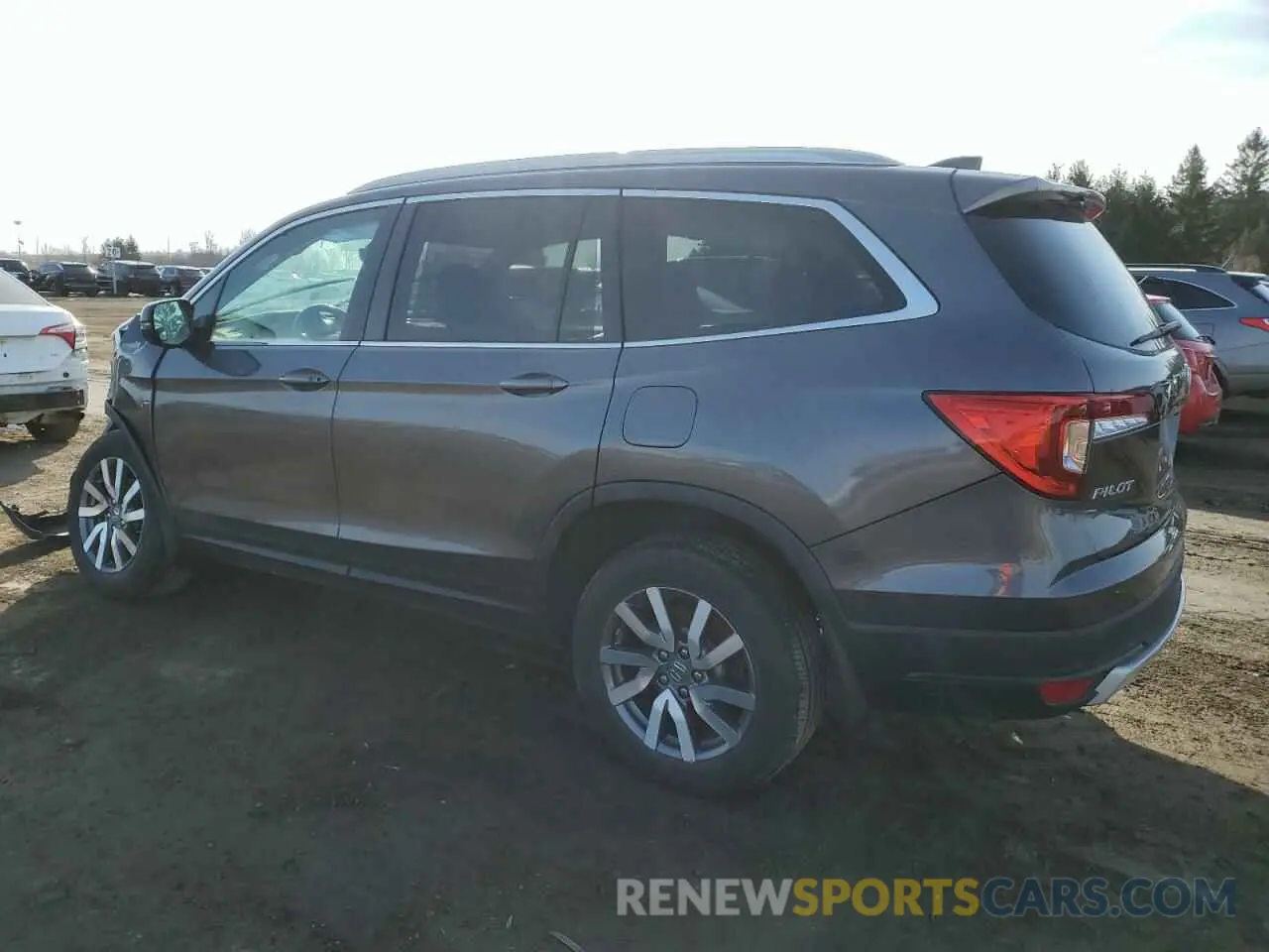 2 fotografías del automóvil dañado 5FNYF6H77LB500197 HONDA PILOT 2020