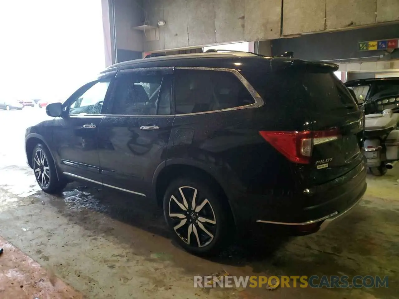 2 fotografías del automóvil dañado 5FNYF6H90LB043055 HONDA PILOT 2020