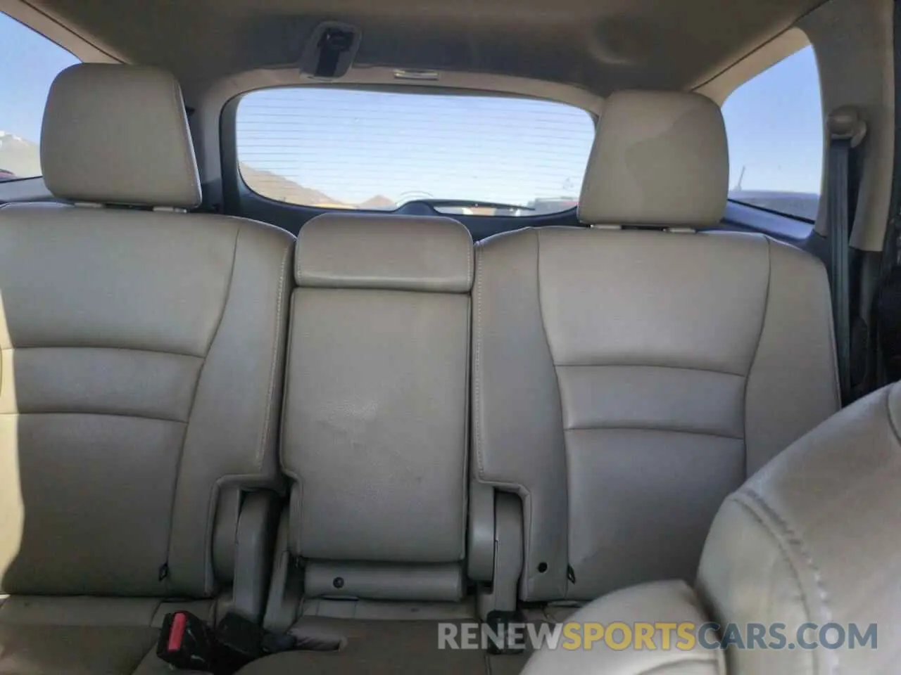 10 fotografías del automóvil dañado 5FNYF6H91LB001378 HONDA PILOT 2020