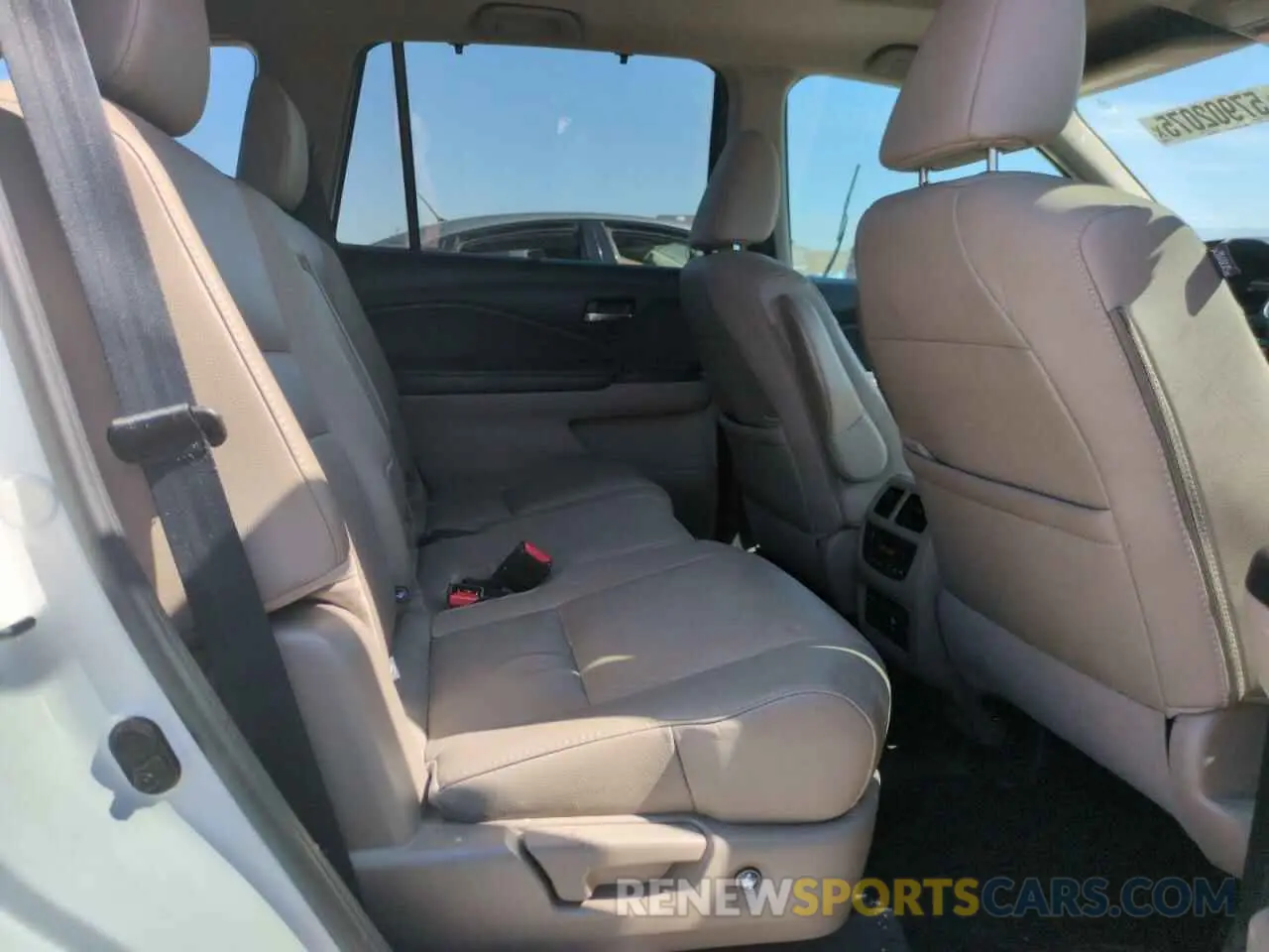 11 fotografías del automóvil dañado 5FNYF6H91LB001378 HONDA PILOT 2020