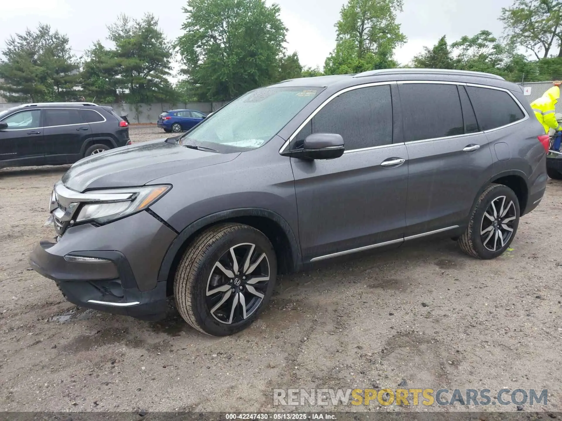 2 fotografías del automóvil dañado 5FNYF6H91LB066957 HONDA PILOT 2020
