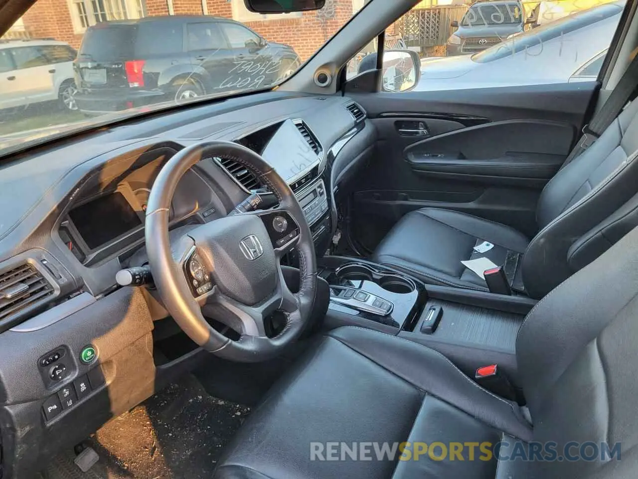 5 fotografías del automóvil dañado 5FNYF6H93LB022913 HONDA PILOT 2020