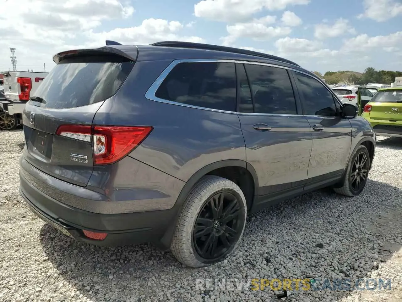 3 fotografías del automóvil dañado 5FNYF5H21MB037702 HONDA PILOT 2021