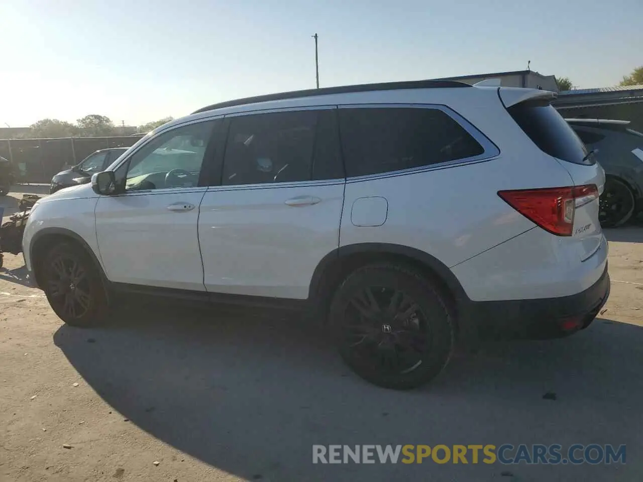 2 fotografías del automóvil dañado 5FNYF5H26MB012004 HONDA PILOT 2021