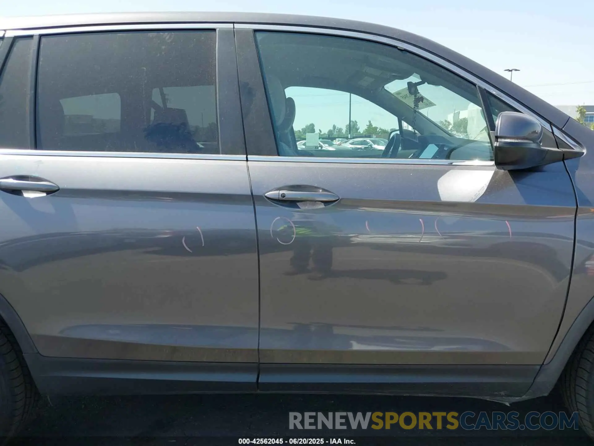 14 fotografías del automóvil dañado 5FNYF5H31MB004675 HONDA PILOT 2021