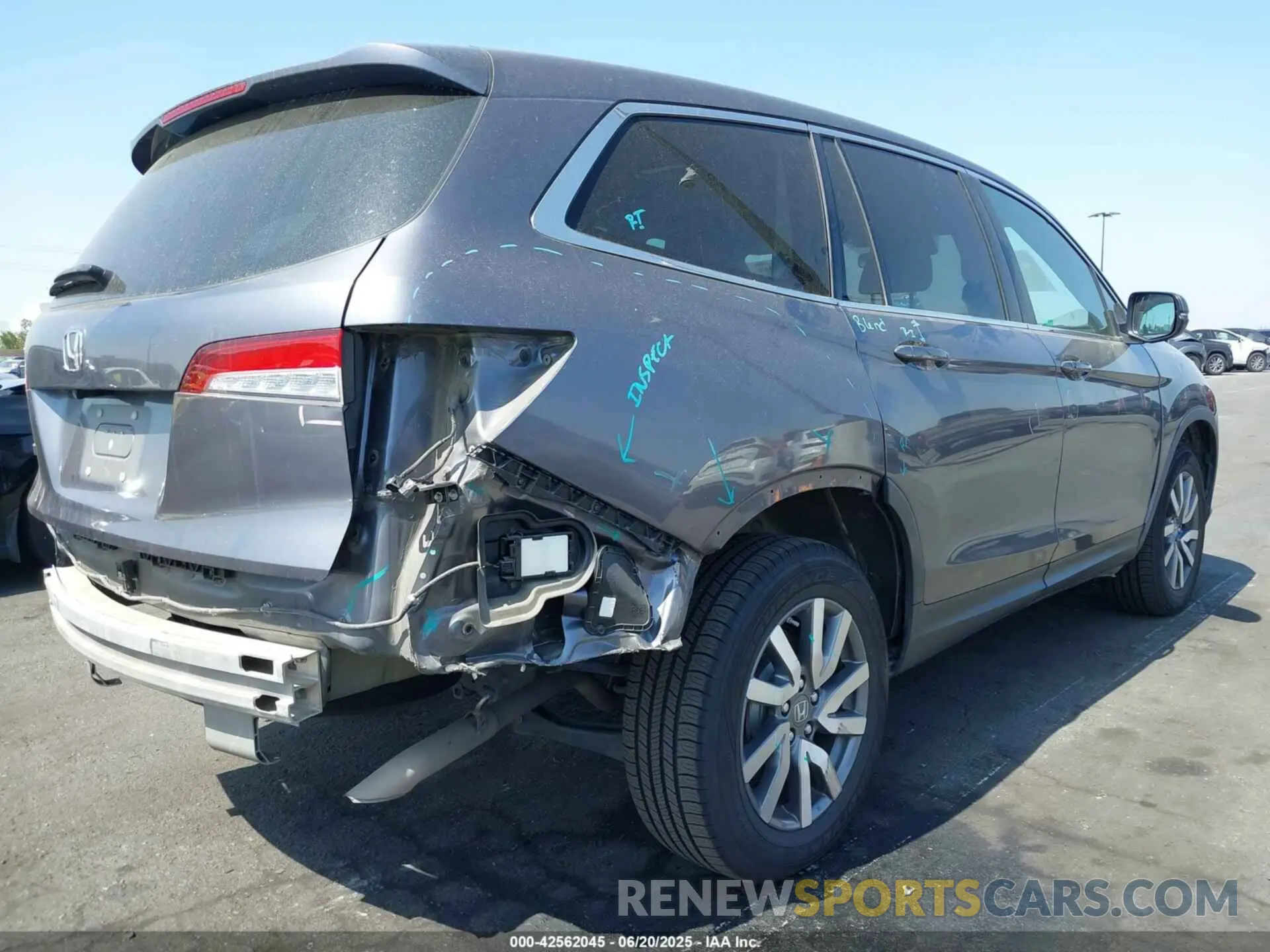 4 fotografías del automóvil dañado 5FNYF5H31MB004675 HONDA PILOT 2021