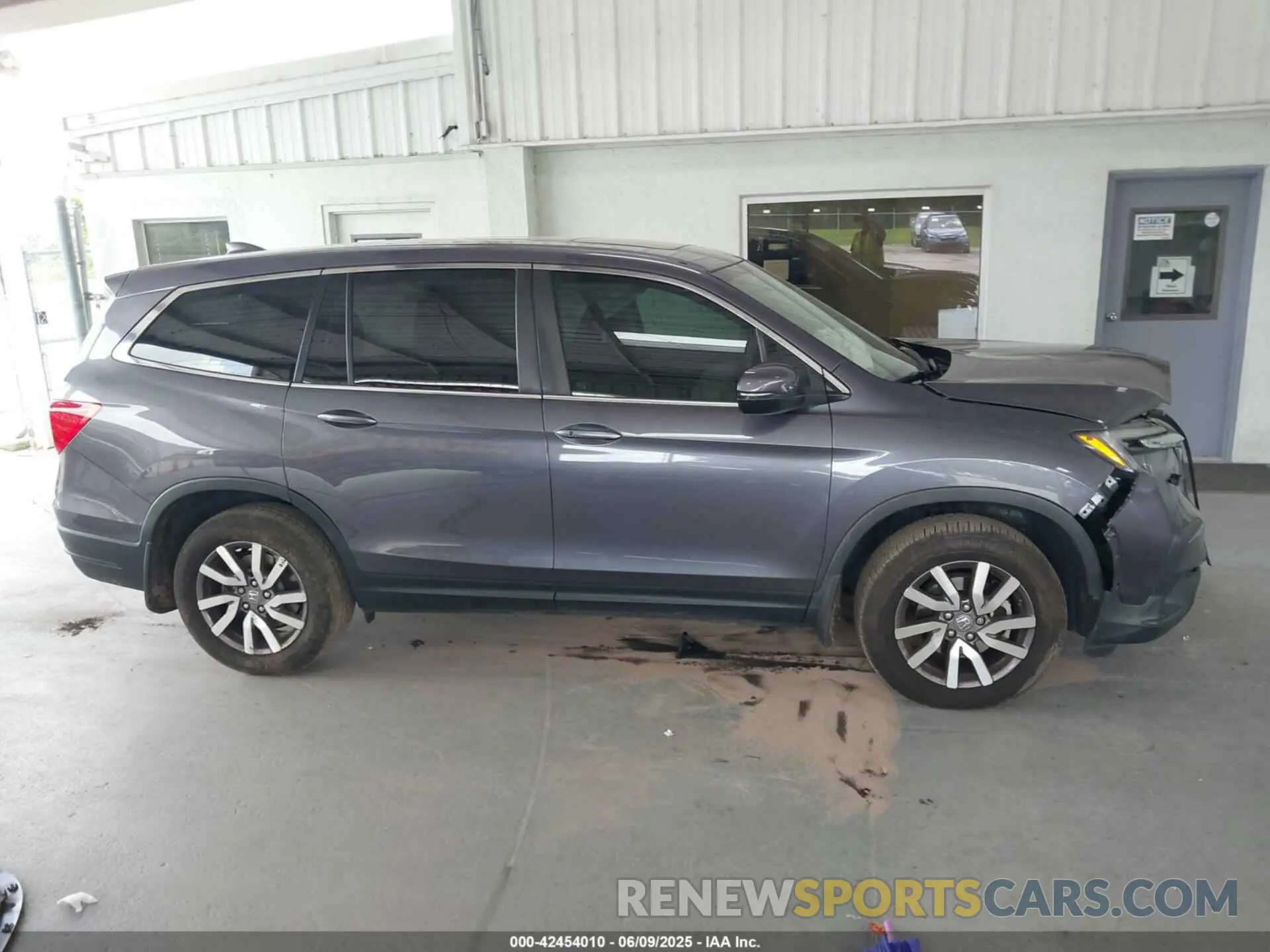 14 fotografías del automóvil dañado 5FNYF5H53MB030907 HONDA PILOT 2021