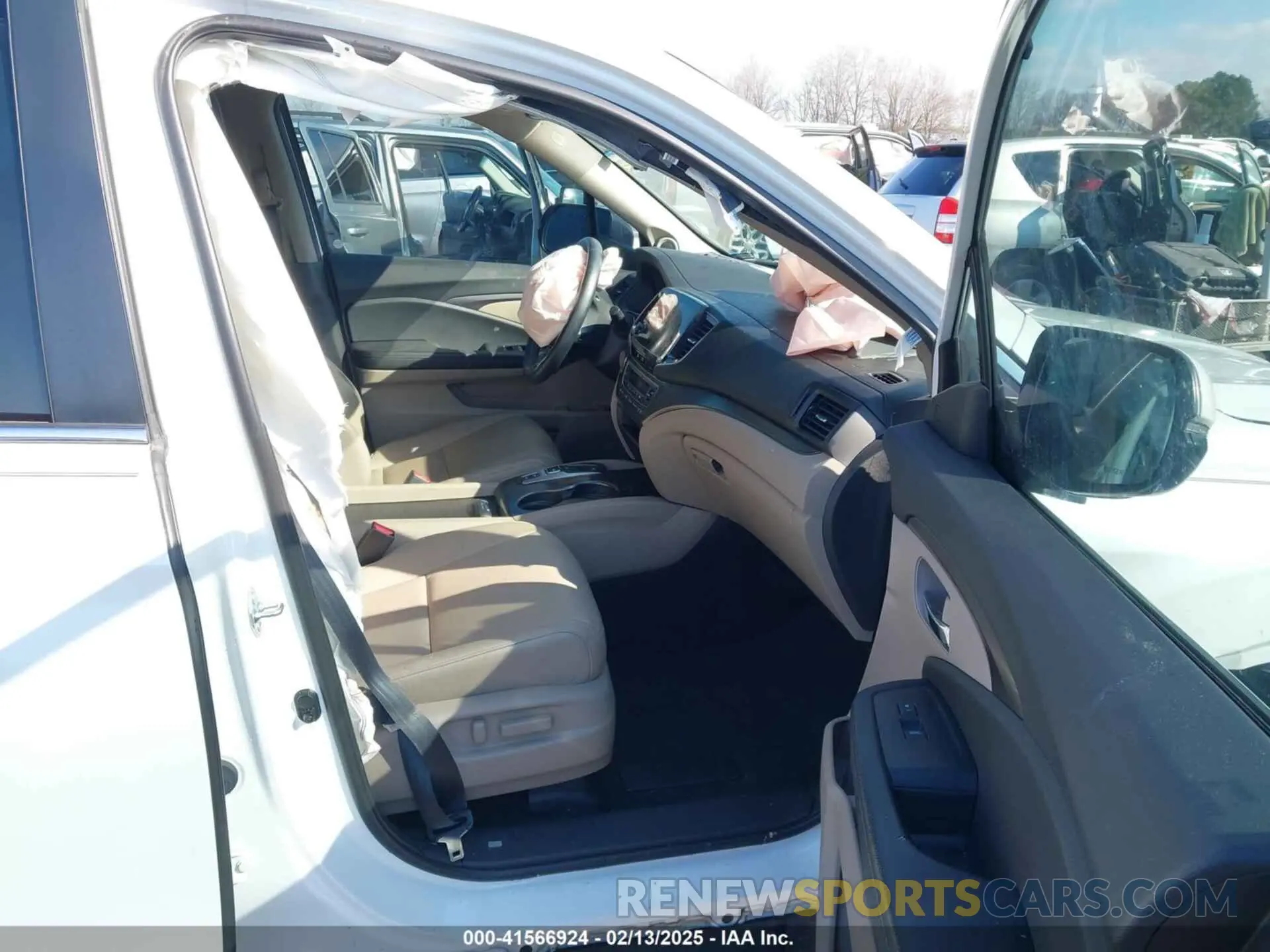 5 fotografías del automóvil dañado 5FNYF5H57MB037861 HONDA PILOT 2021