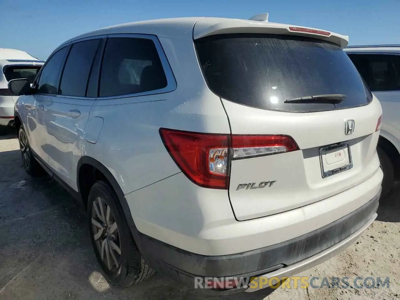 2 fotografías del automóvil dañado 5FNYF5H59MB028529 HONDA PILOT 2021