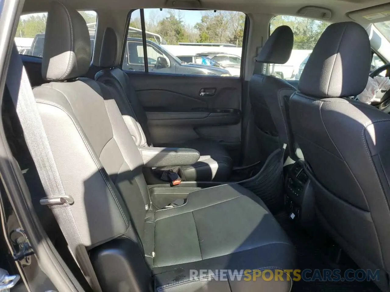 11 fotografías del automóvil dañado 5FNYF5H62MB039932 HONDA PILOT 2021