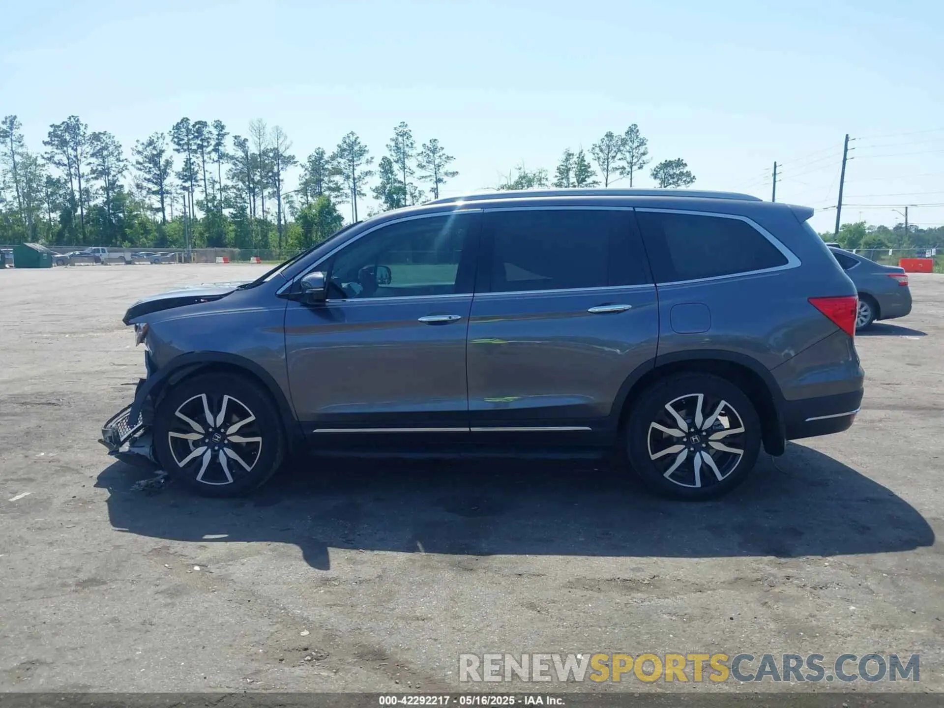 13 fotografías del automóvil dañado 5FNYF5H6XMB035630 HONDA PILOT 2021