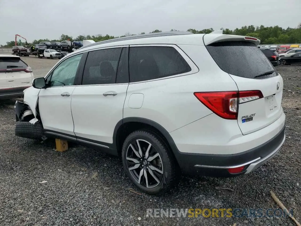 2 fotografías del automóvil dañado 5FNYF6H01MB057789 HONDA PILOT 2021