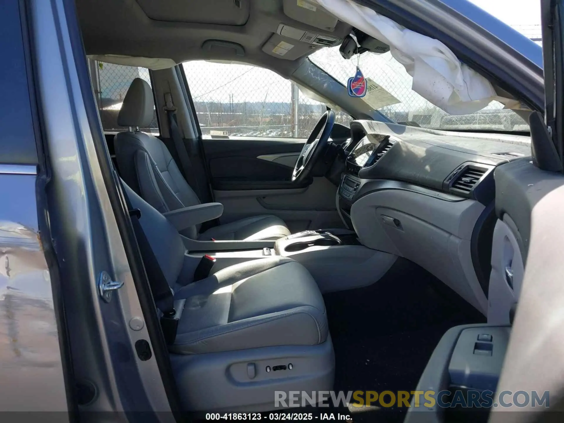 5 fotografías del automóvil dañado 5FNYF6H20MB066095 HONDA PILOT 2021