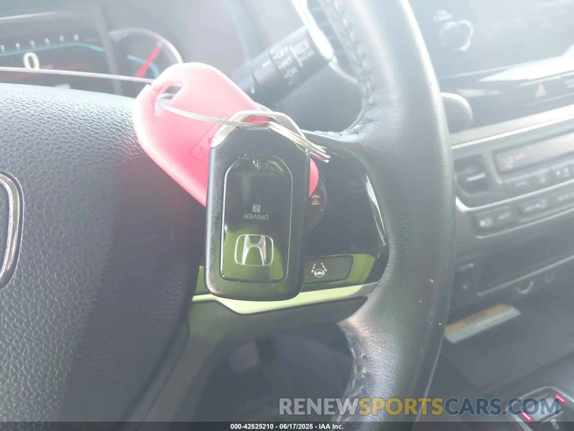 11 fotografías del automóvil dañado 5FNYF6H25MB042875 HONDA PILOT 2021