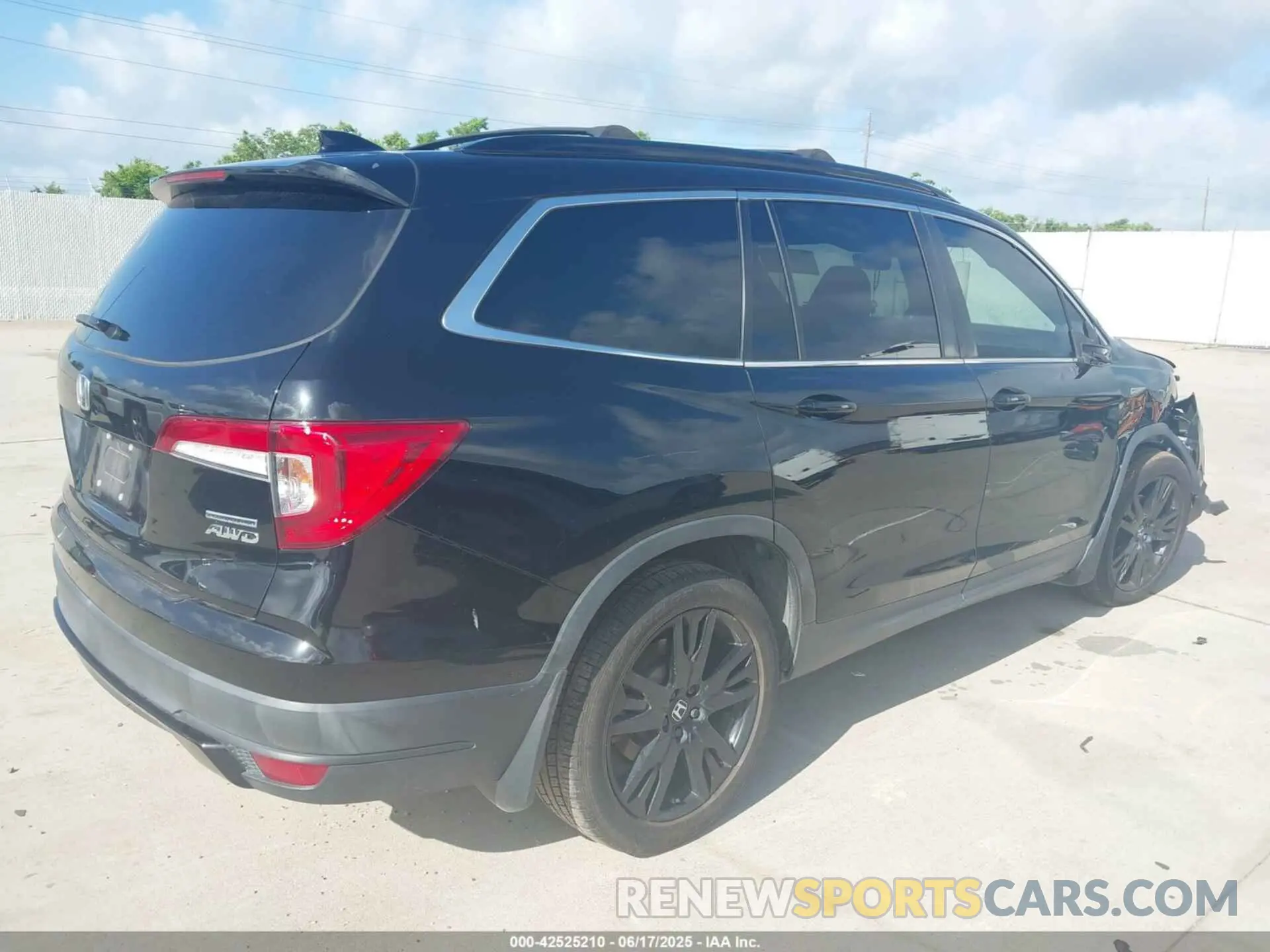 4 fotografías del automóvil dañado 5FNYF6H25MB042875 HONDA PILOT 2021