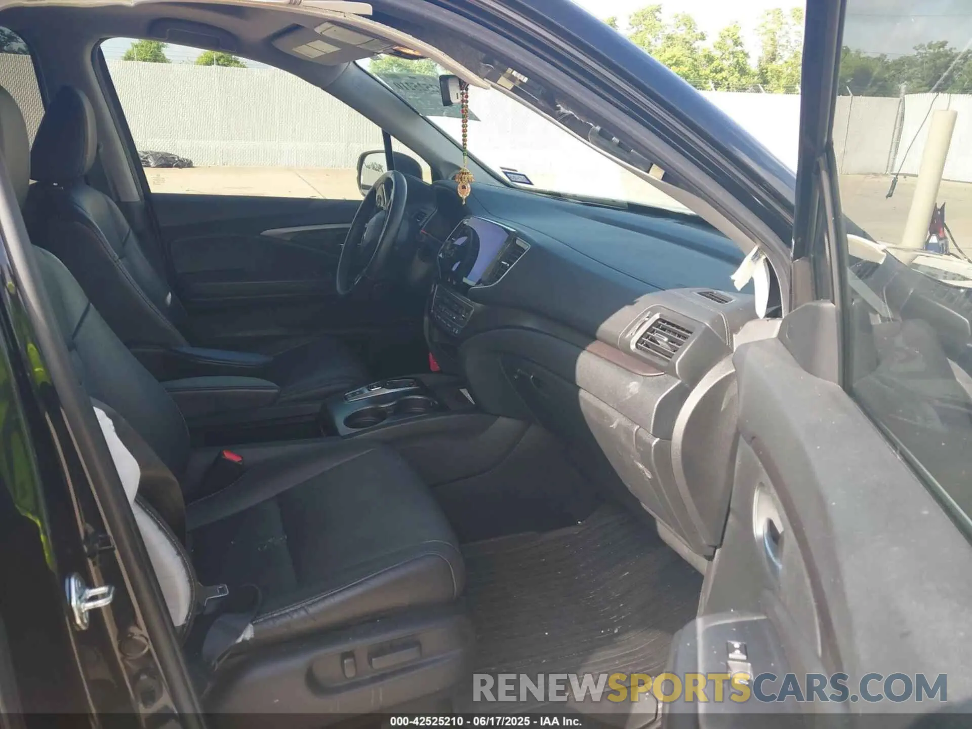 5 fotografías del automóvil dañado 5FNYF6H25MB042875 HONDA PILOT 2021