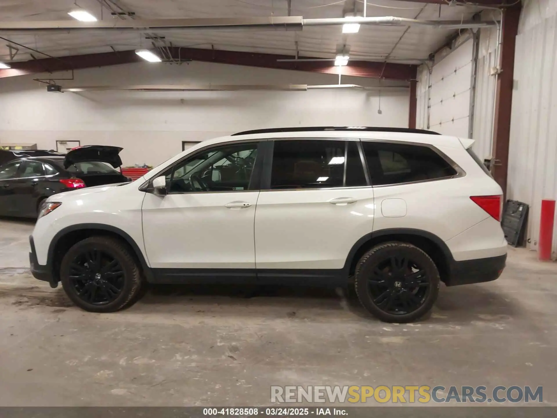 14 fotografías del automóvil dañado 5FNYF6H2XMB054312 HONDA PILOT 2021