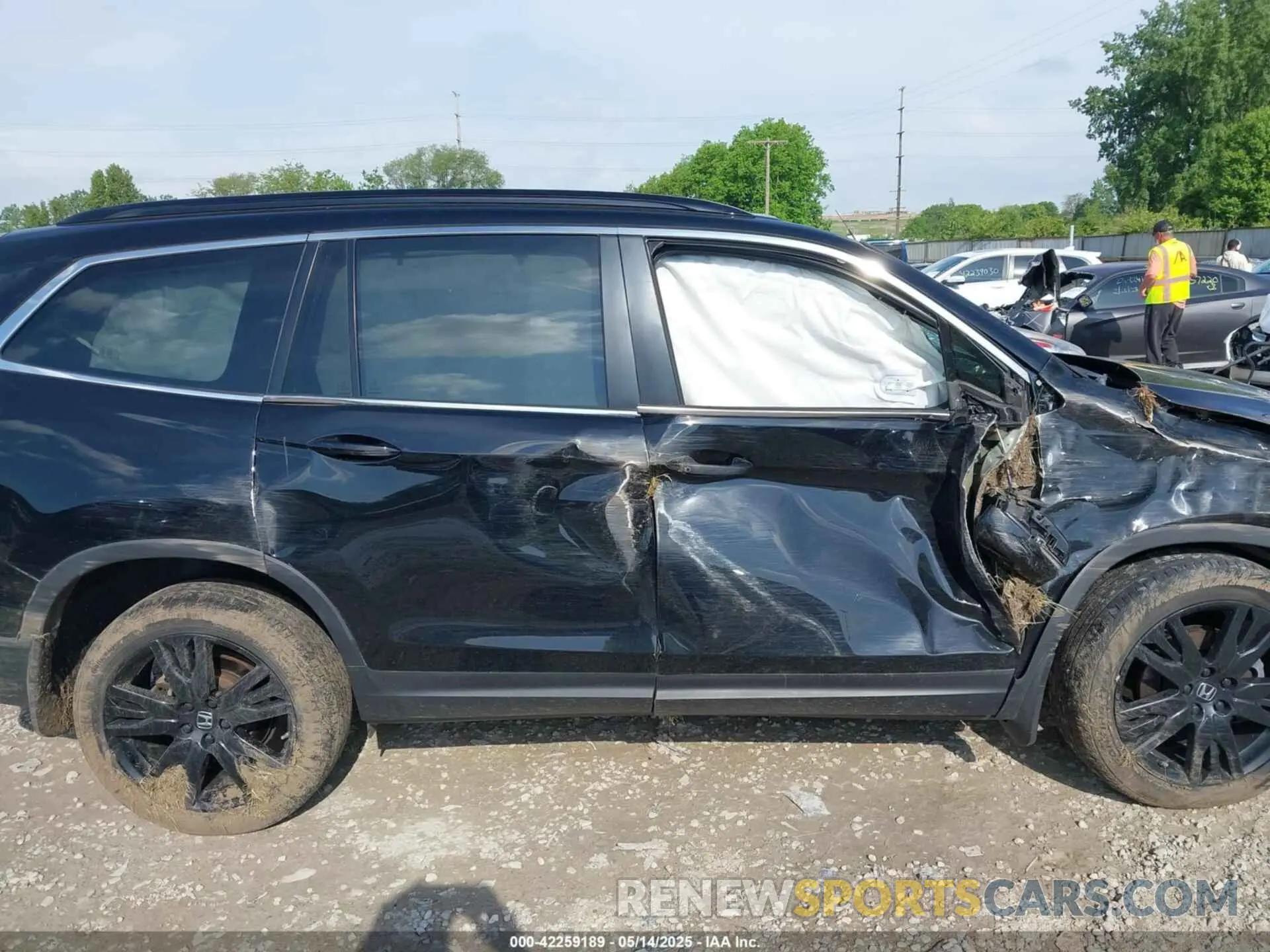14 fotografías del automóvil dañado 5FNYF6H2XMB057422 HONDA PILOT 2021