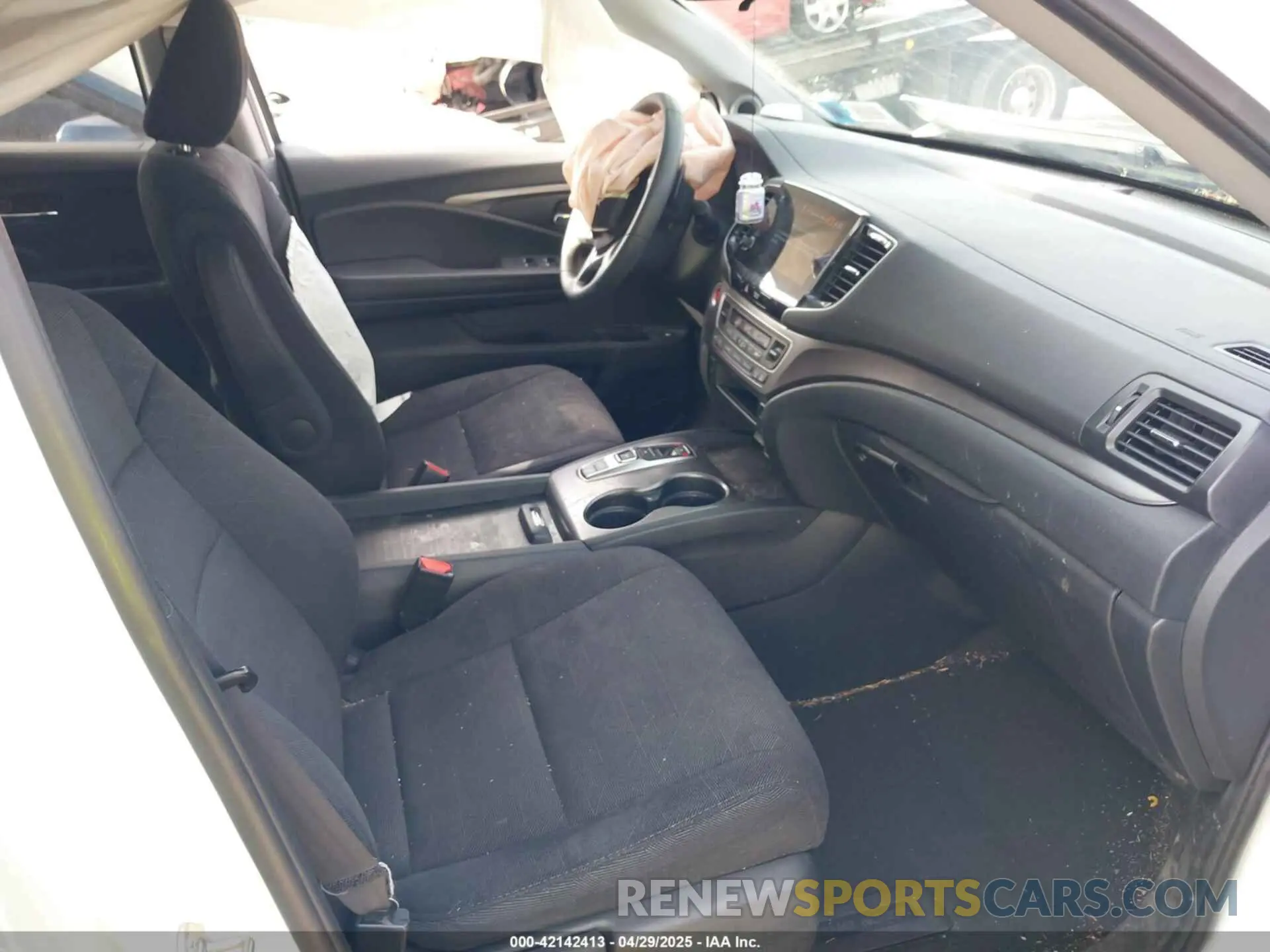 5 fotografías del automóvil dañado 5FNYF6H39MB022413 HONDA PILOT 2021