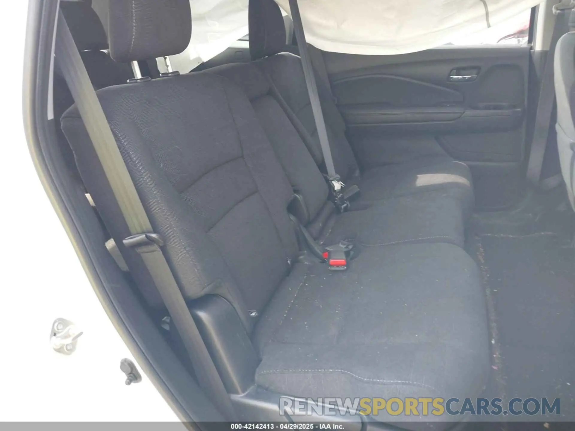 8 fotografías del automóvil dañado 5FNYF6H39MB022413 HONDA PILOT 2021