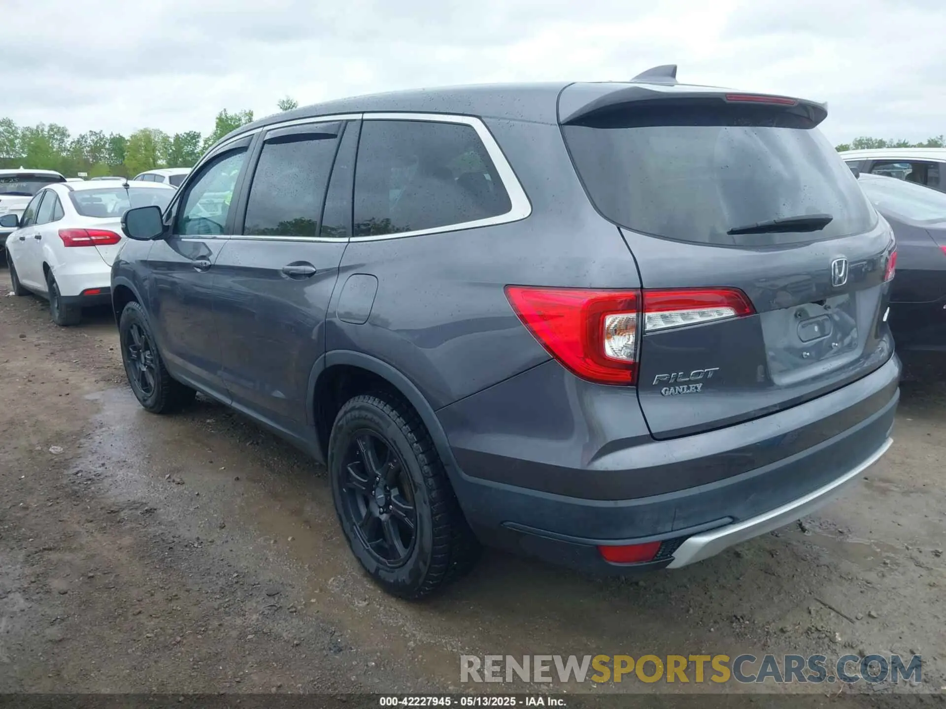 3 fotografías del automóvil dañado 5FNYF6H57MB072227 HONDA PILOT 2021