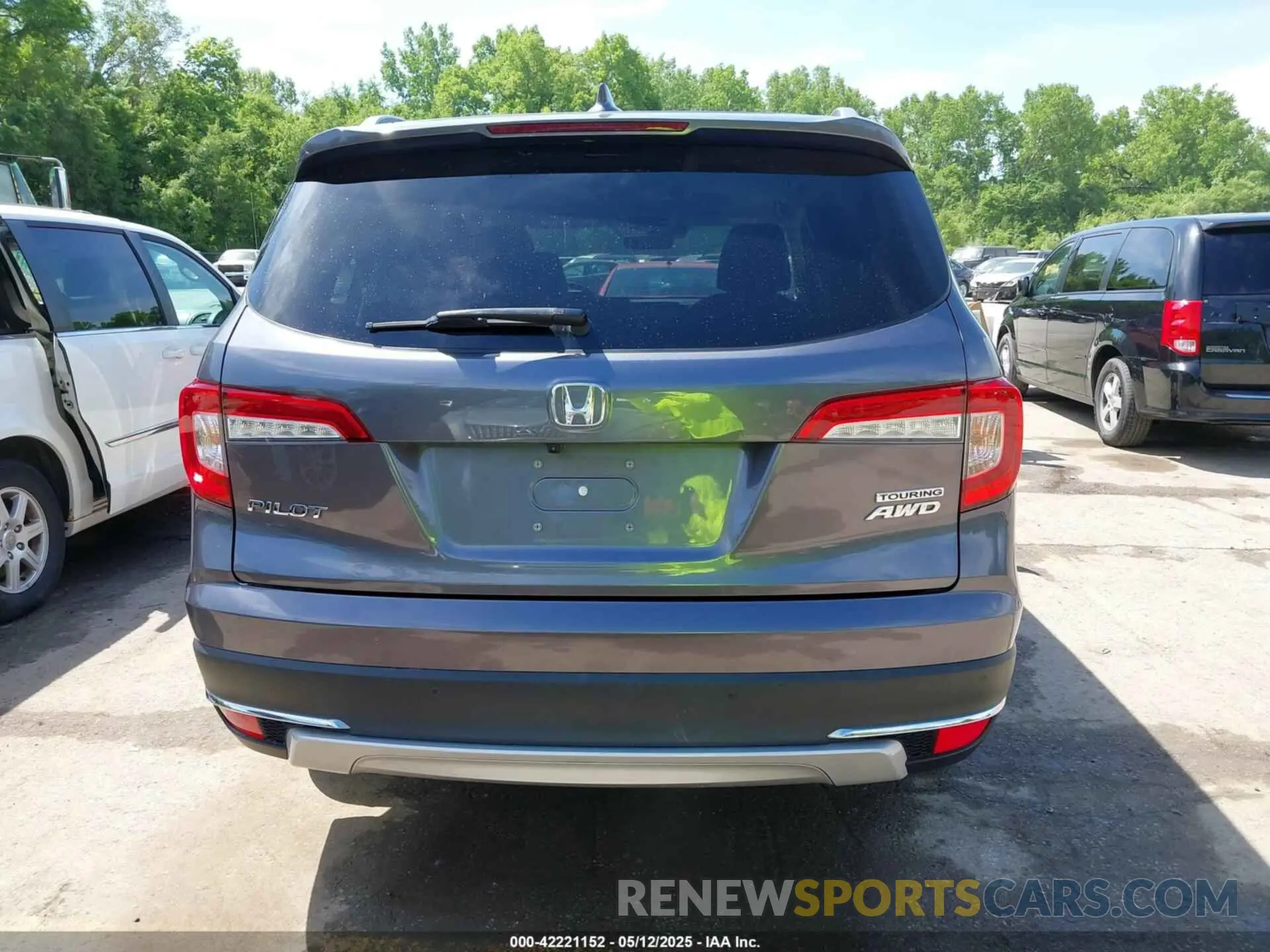 16 fotografías del automóvil dañado 5FNYF6H66MB081767 HONDA PILOT 2021