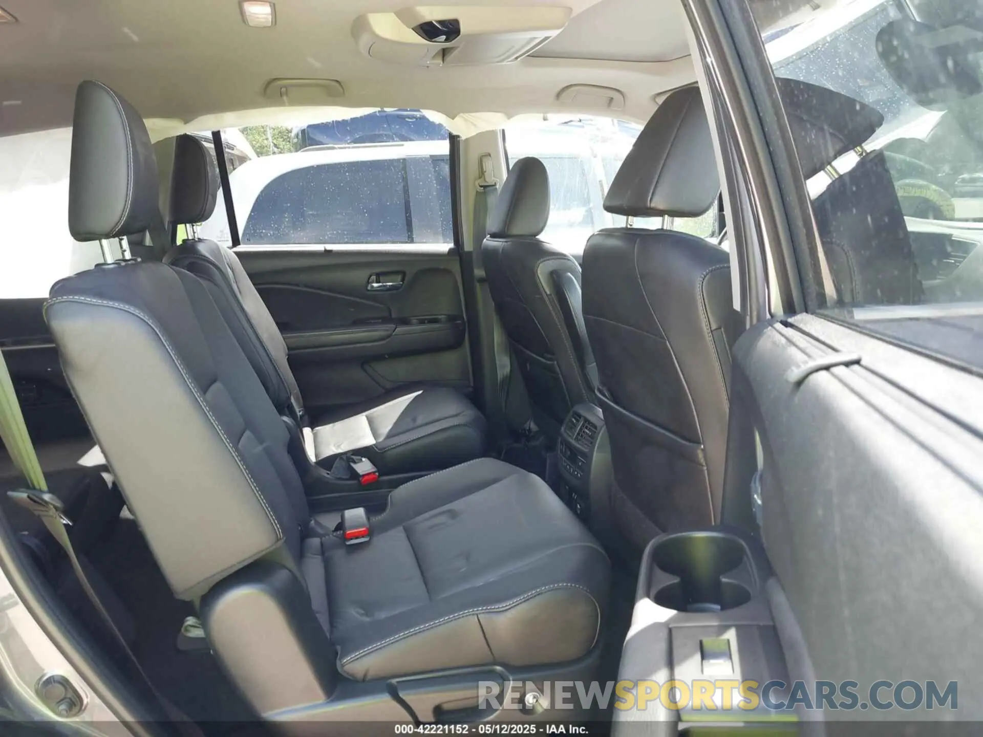 8 fotografías del automóvil dañado 5FNYF6H66MB081767 HONDA PILOT 2021