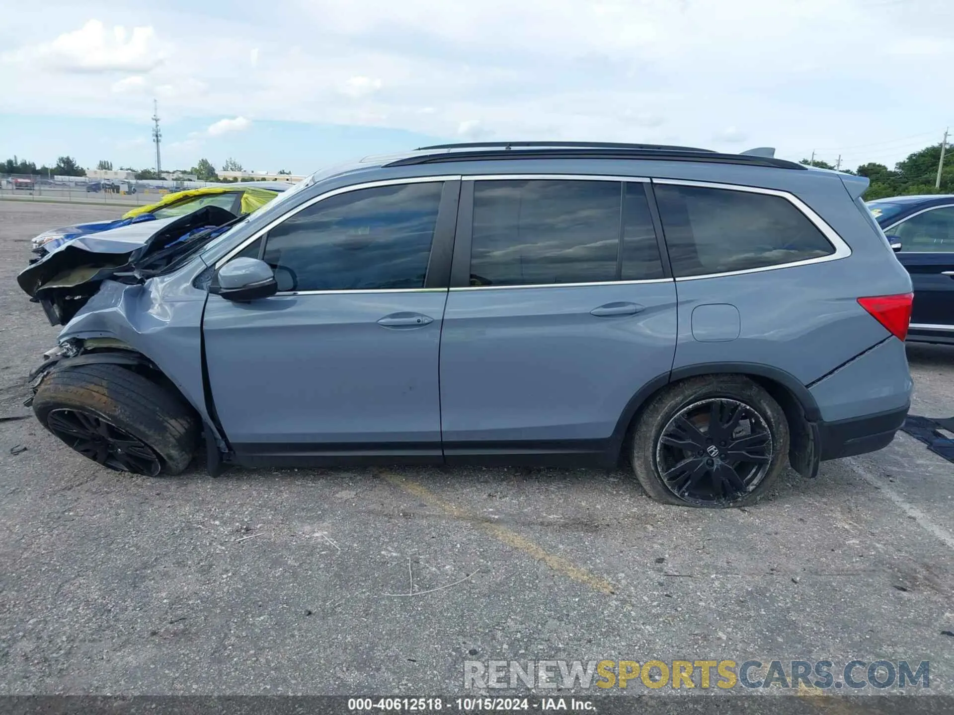 14 fotografías del automóvil dañado 5FNYF5H20NB023811 HONDA PILOT 2022
