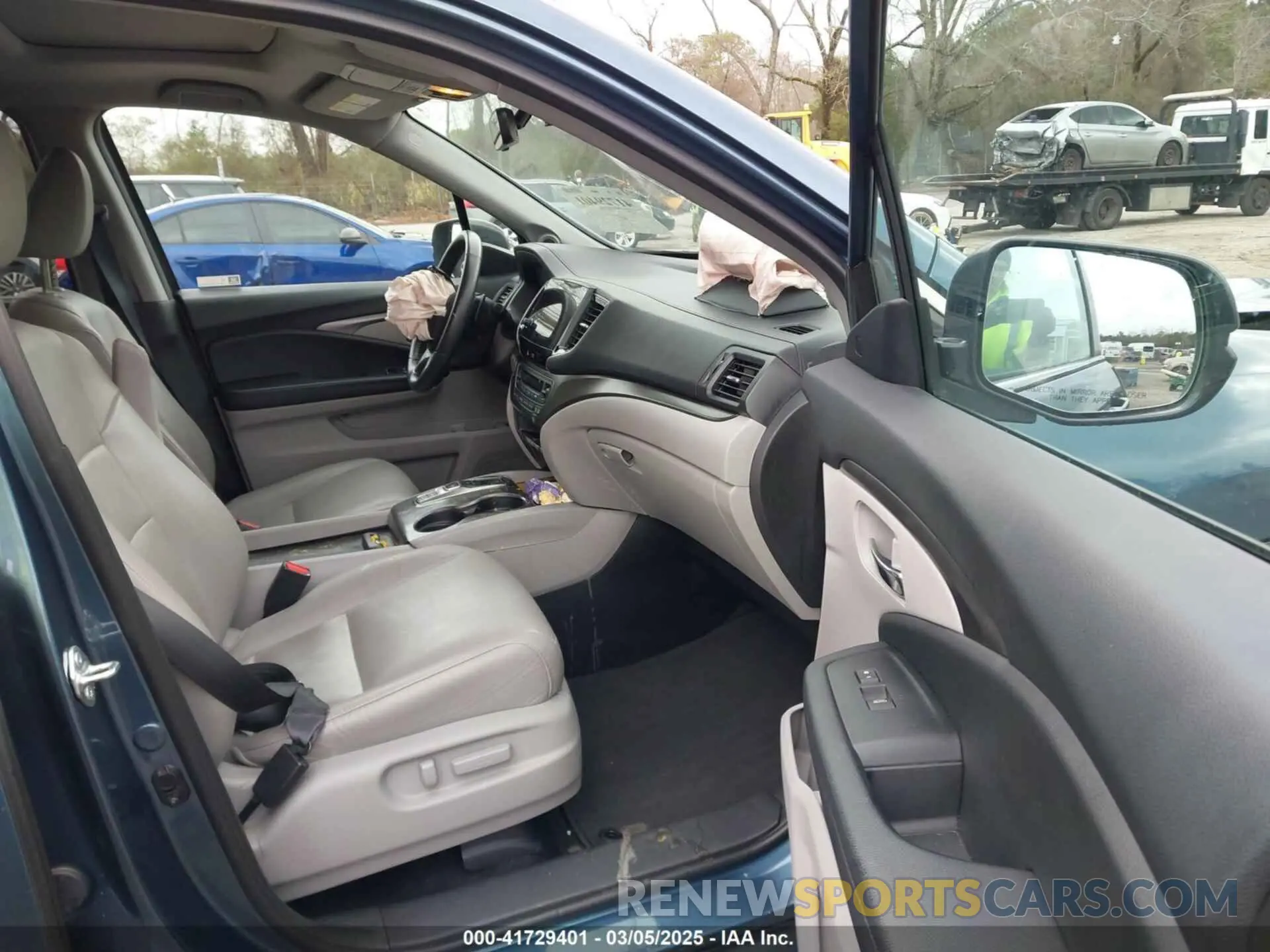 5 fotografías del automóvil dañado 5FNYF5H23NB001527 HONDA PILOT 2022