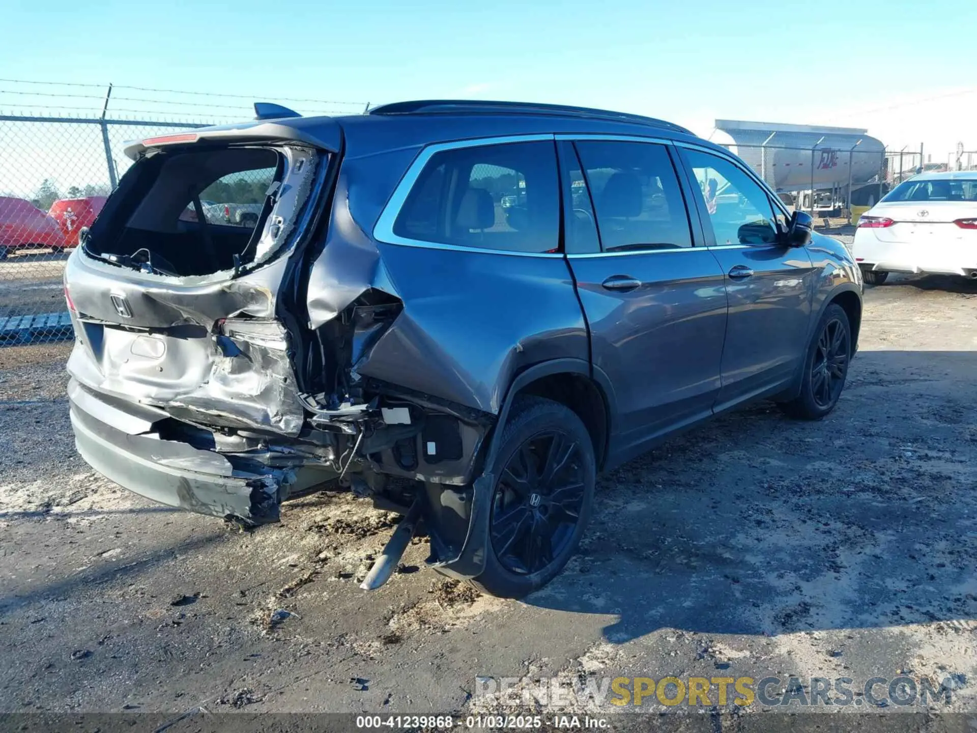 3 fotografías del automóvil dañado 5FNYF5H26NB014269 HONDA PILOT 2022