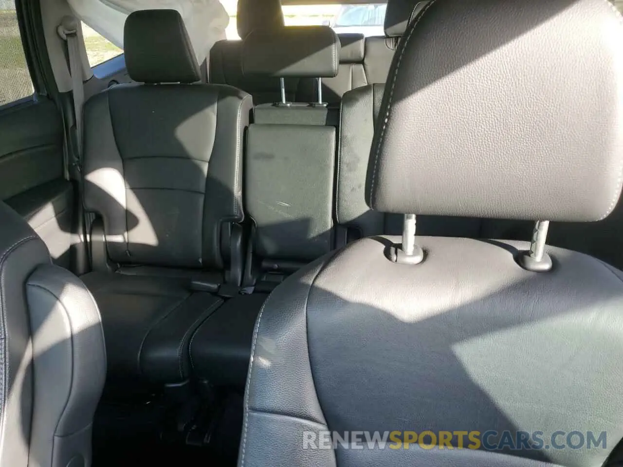10 fotografías del automóvil dañado 5FNYF5H27NB017990 HONDA PILOT 2022